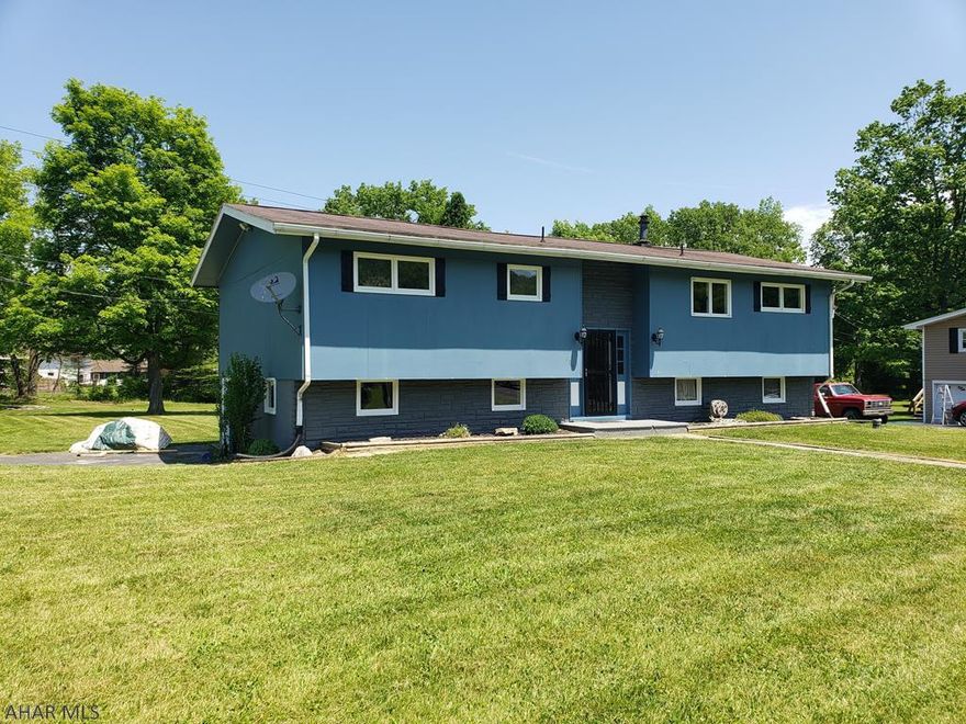 6% seller assist with full price offer. Four bedroom 2 bath home in Spring Cove School district. This home features updated bathrooms, kitchen and dining room. Sitting on just over half an acre, there are many possibilities for entertaining. Add your finishing touches to make this house your home. Call listing agent for your private tour and more information.