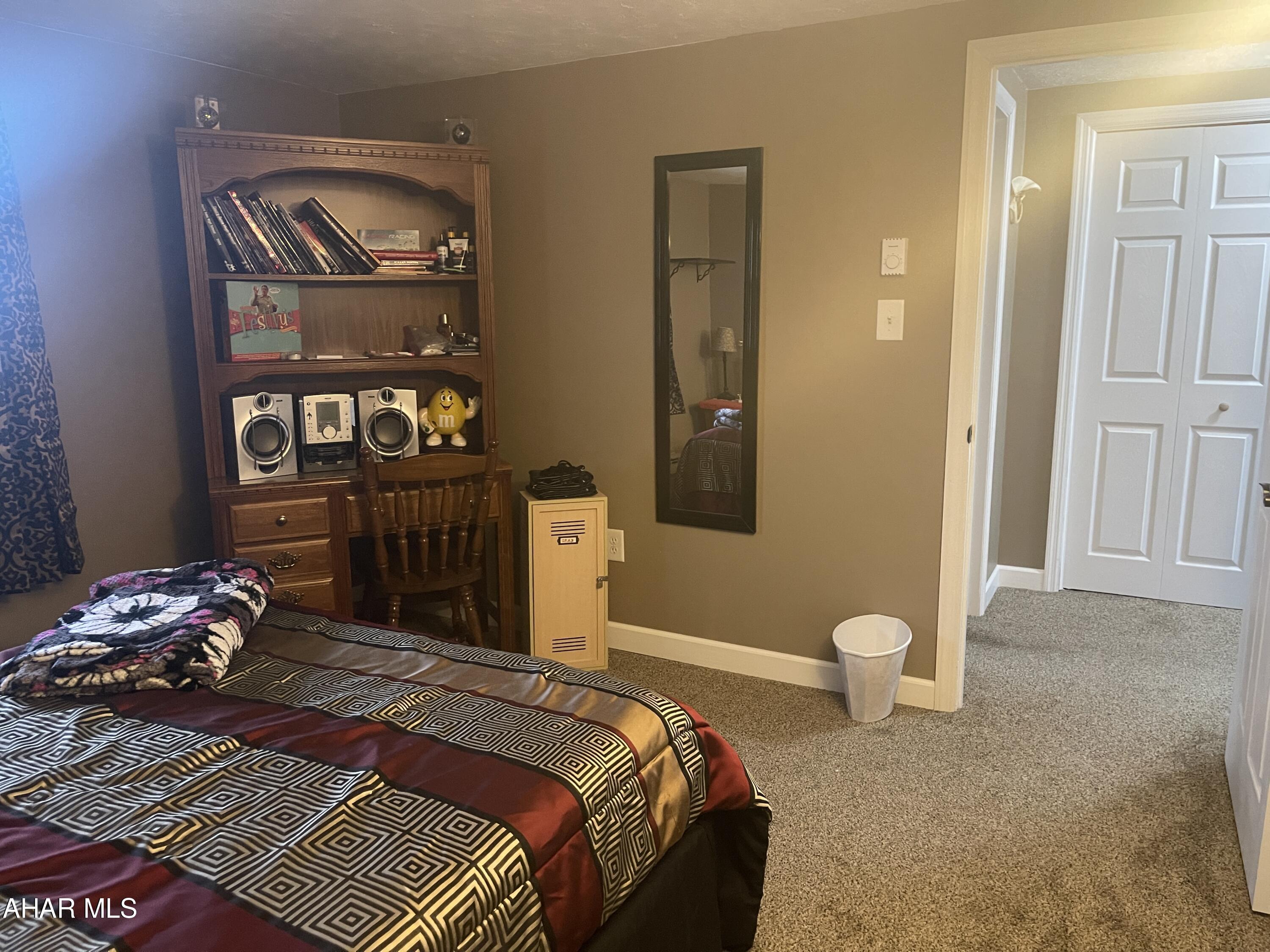 Maple Hollow - Residential