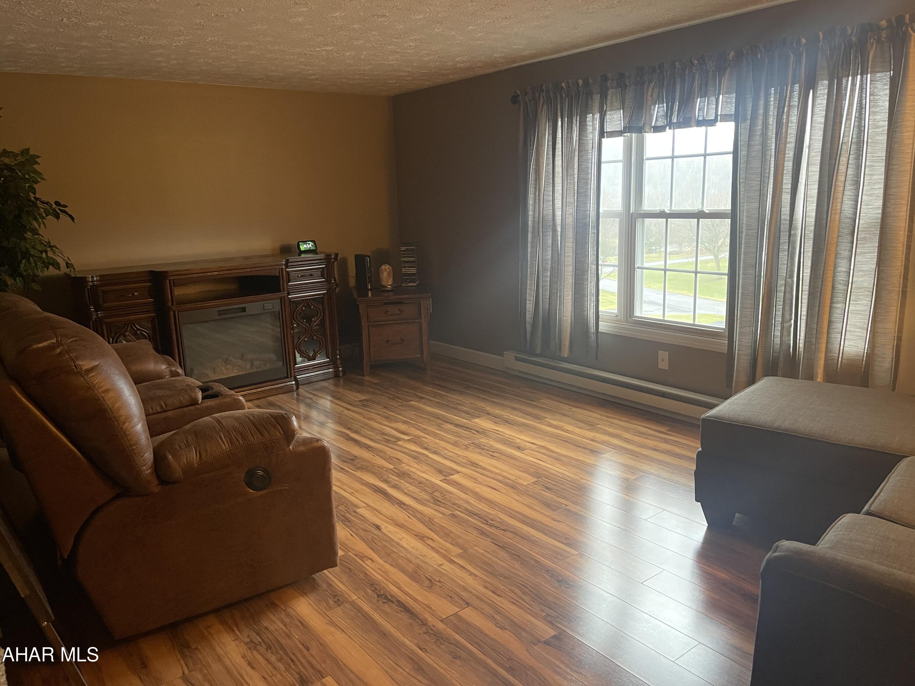 Maple Hollow - Residential