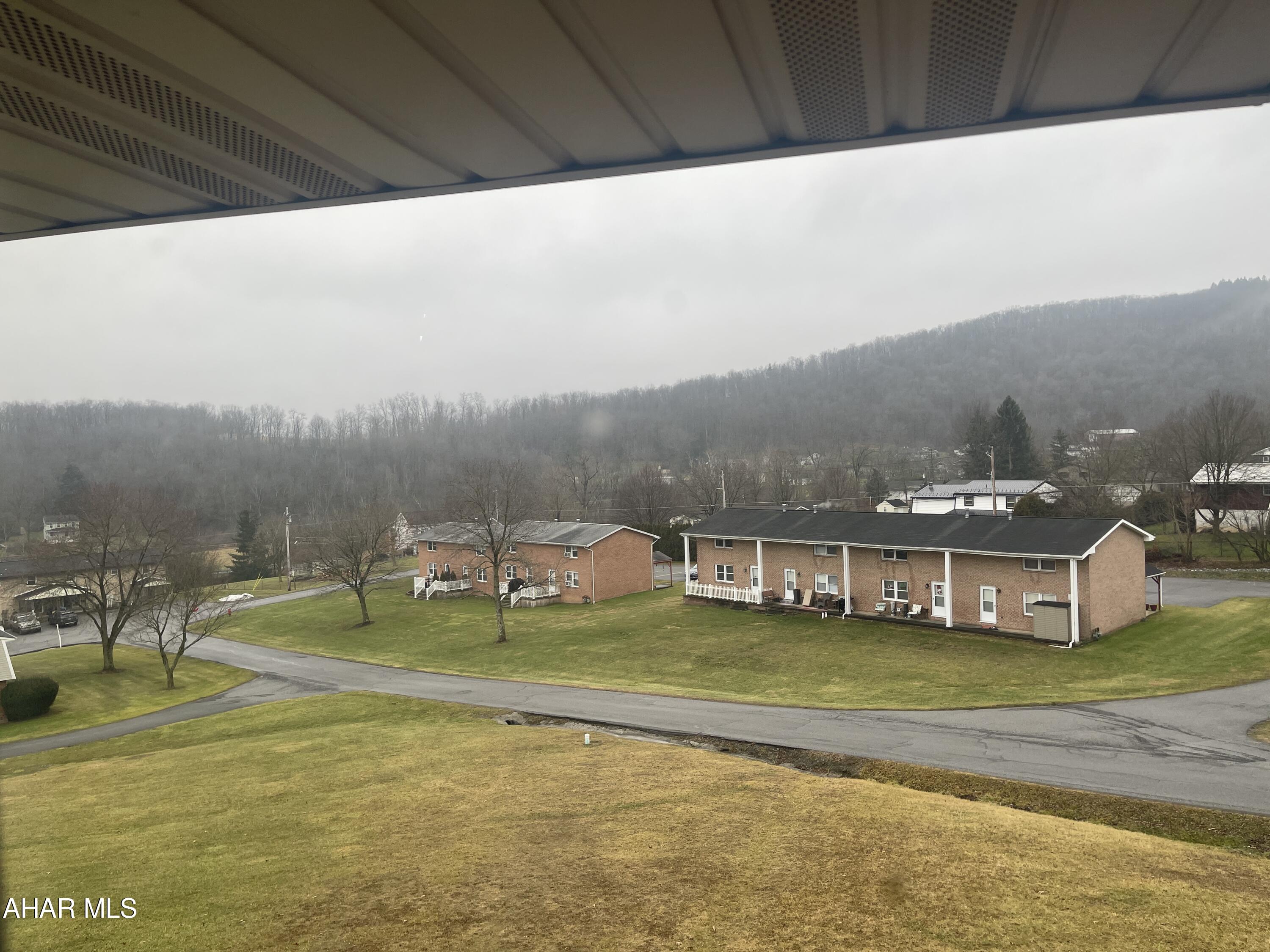 Maple Hollow - Residential