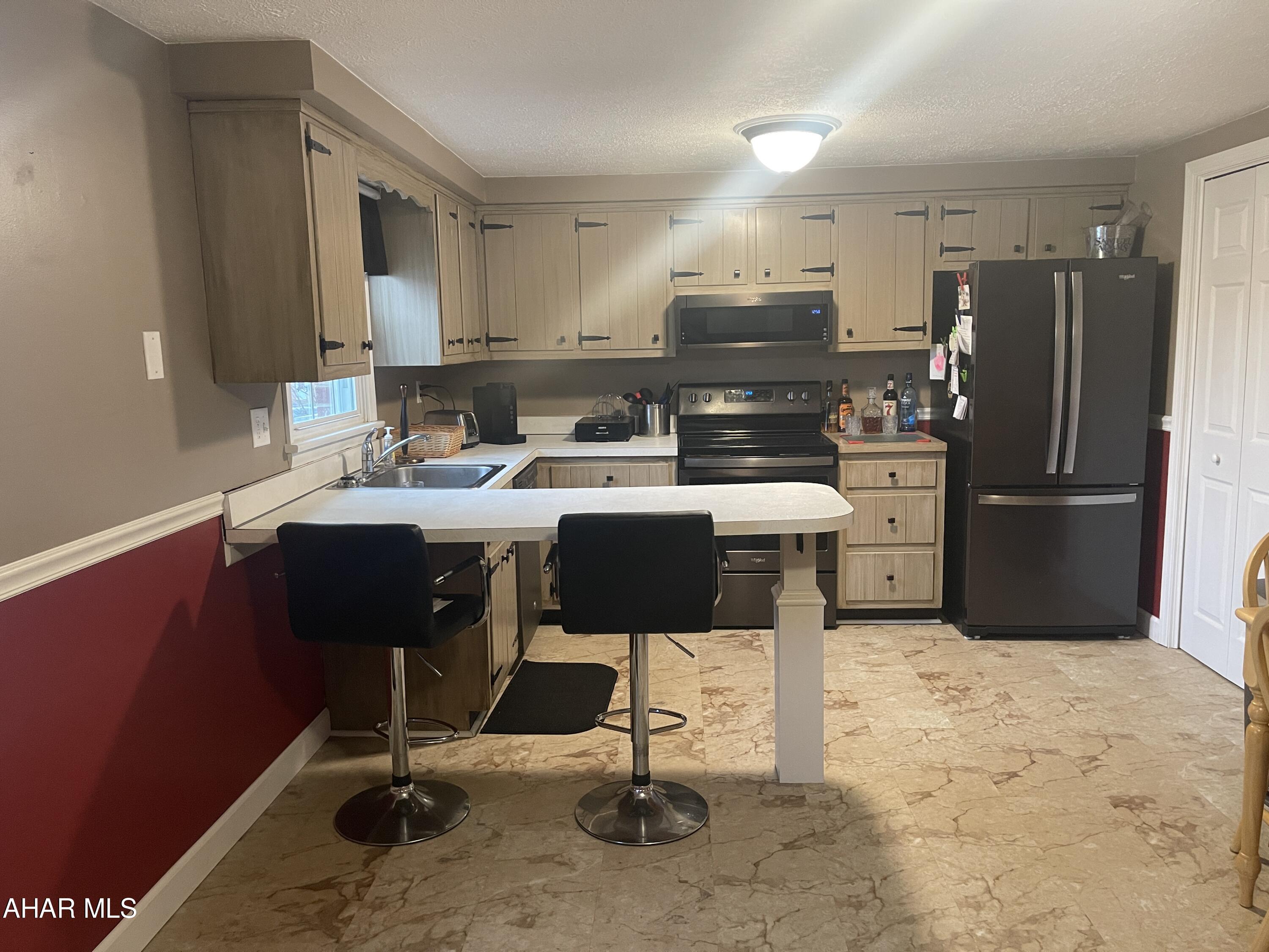 Maple Hollow - Residential