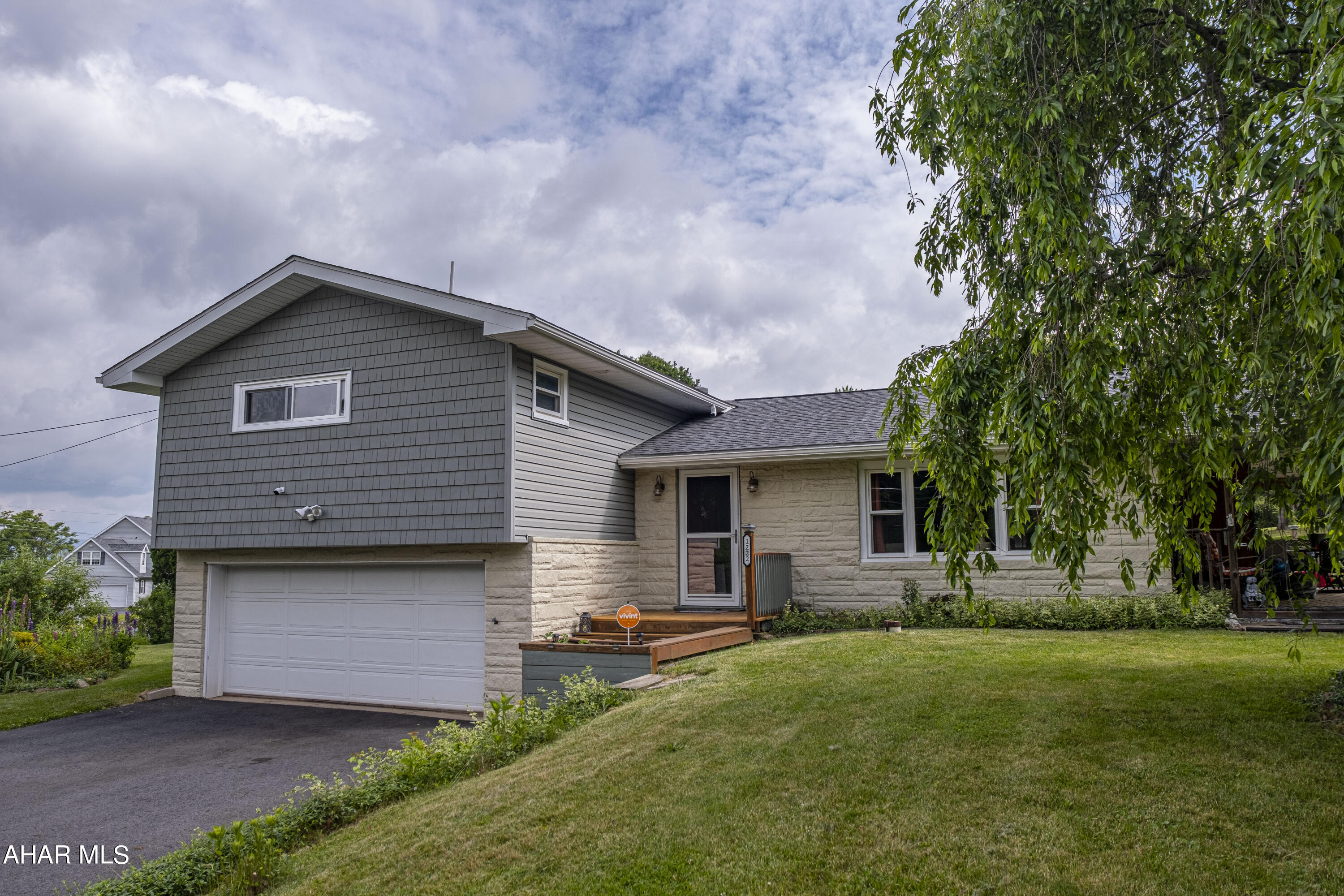 Sinking Valley - Residential