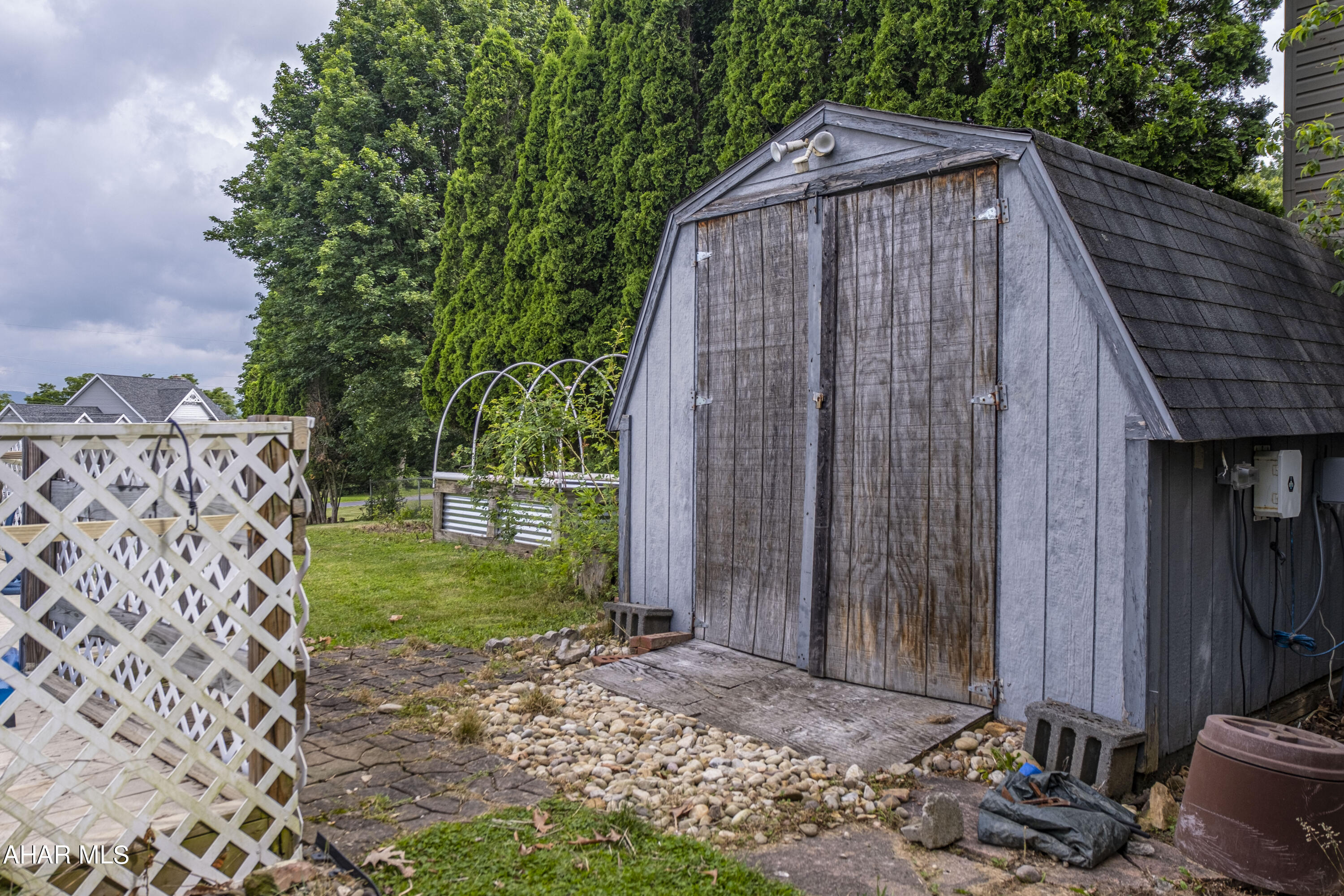 Sinking Valley - Residential