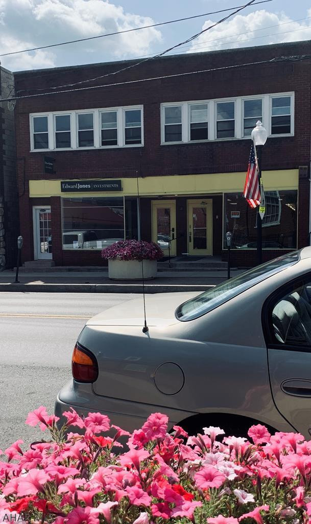 Unknown - Commercial Sale