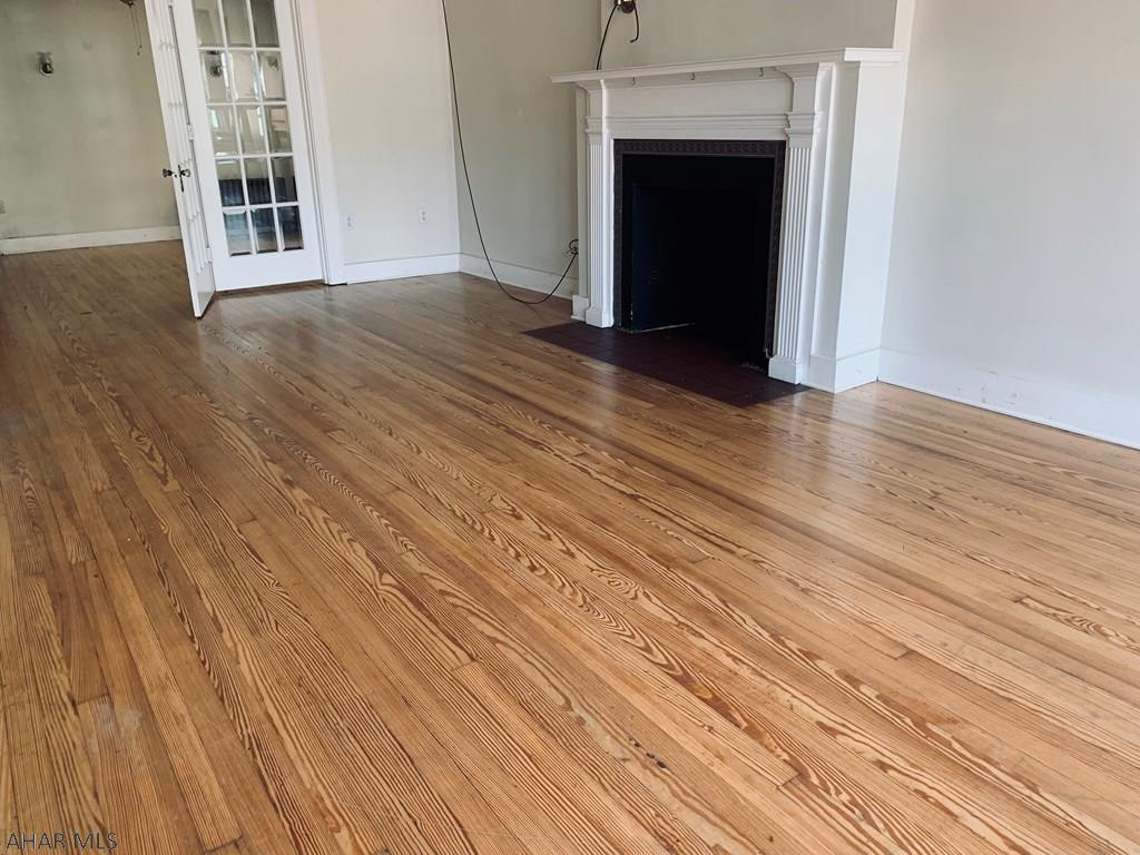 Unknown - Commercial Sale