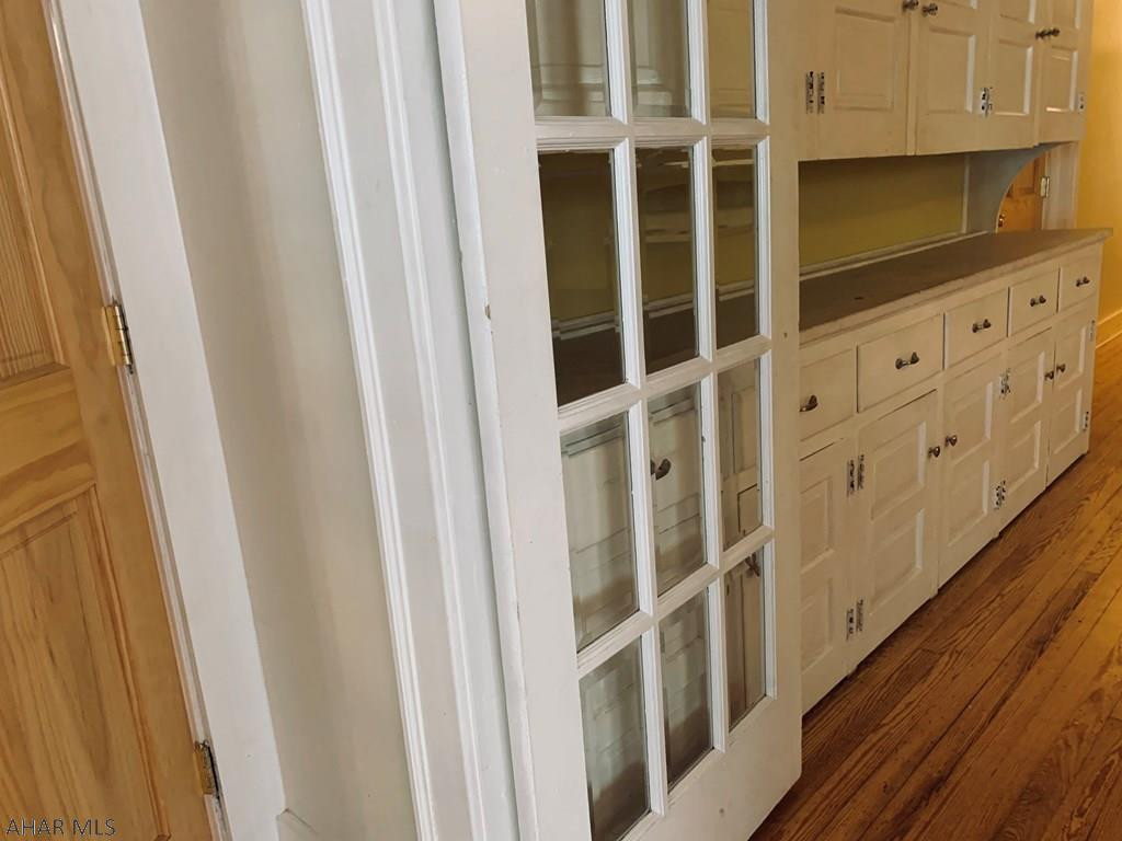 Unknown - Commercial Sale