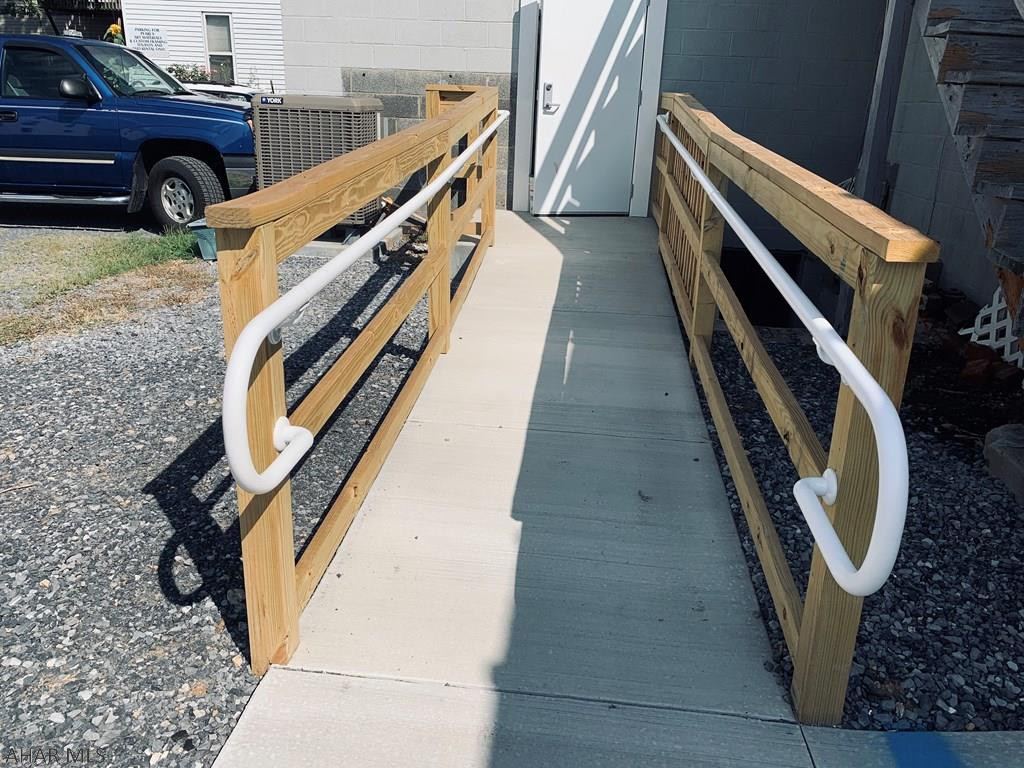 Unknown - Commercial Sale