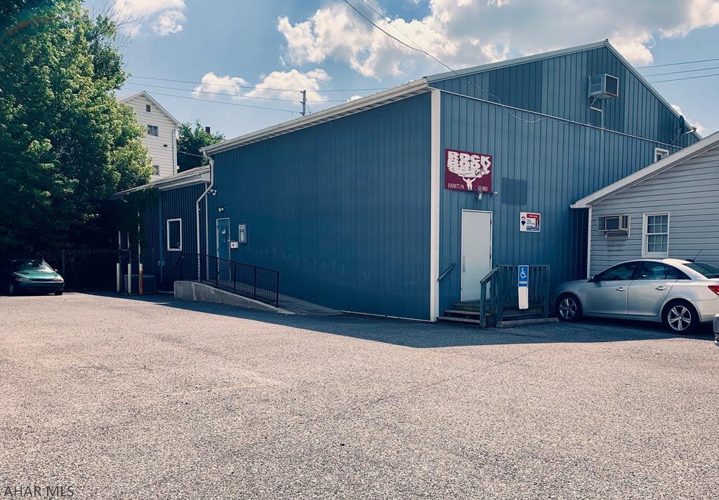 Unknown - Commercial Sale