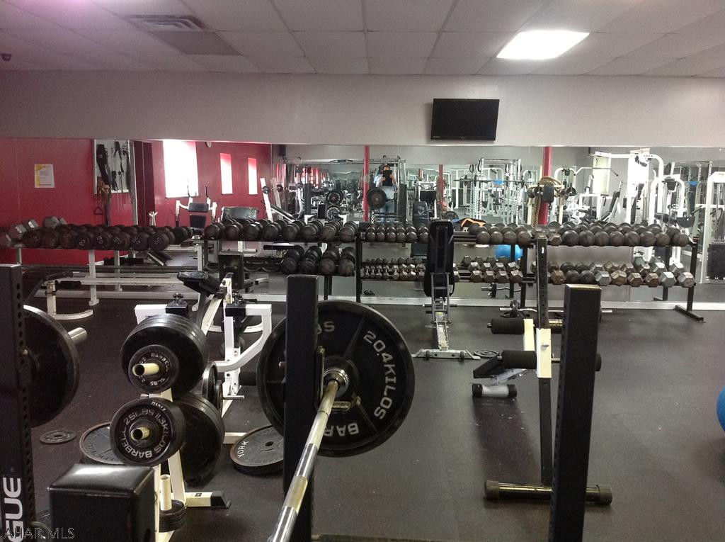 Unknown - Commercial Sale