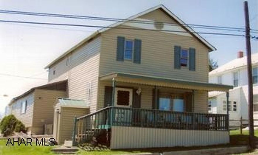 2-Story remodeled house in the small town of Clearville. Enclosed rear porch 11'x24'