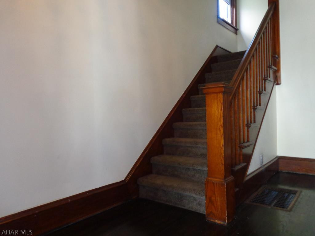 Juniata - Residential