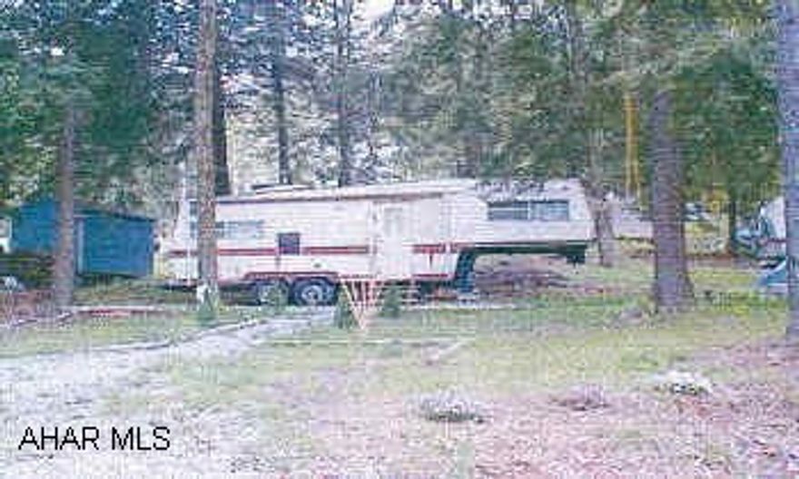 Gated Community, Call listing agent. 5th wheel camper on deeded lot.