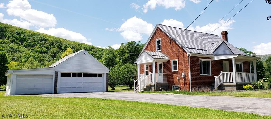 Foot of Ten - Residential