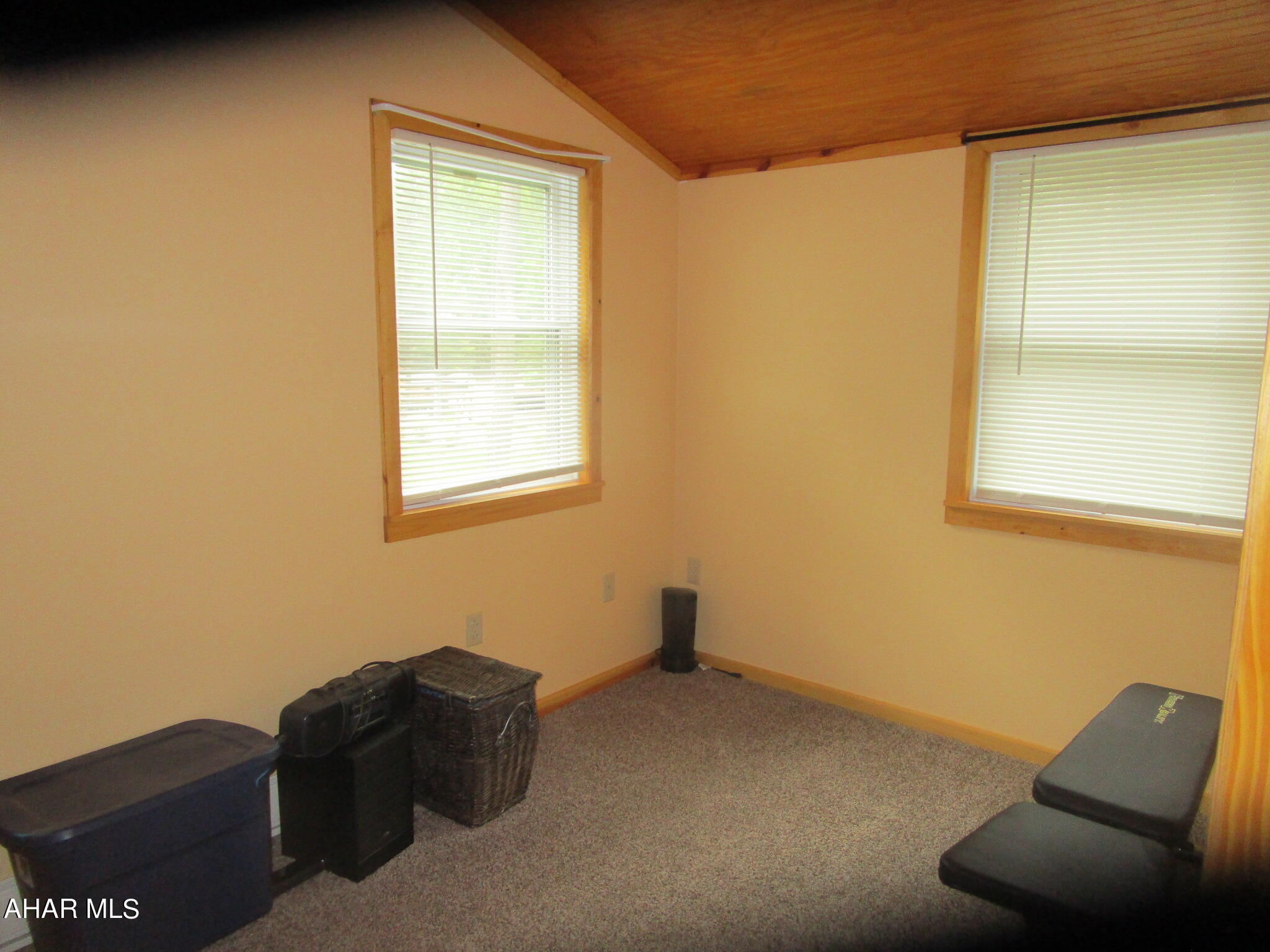 Glendale Yearound - Residential