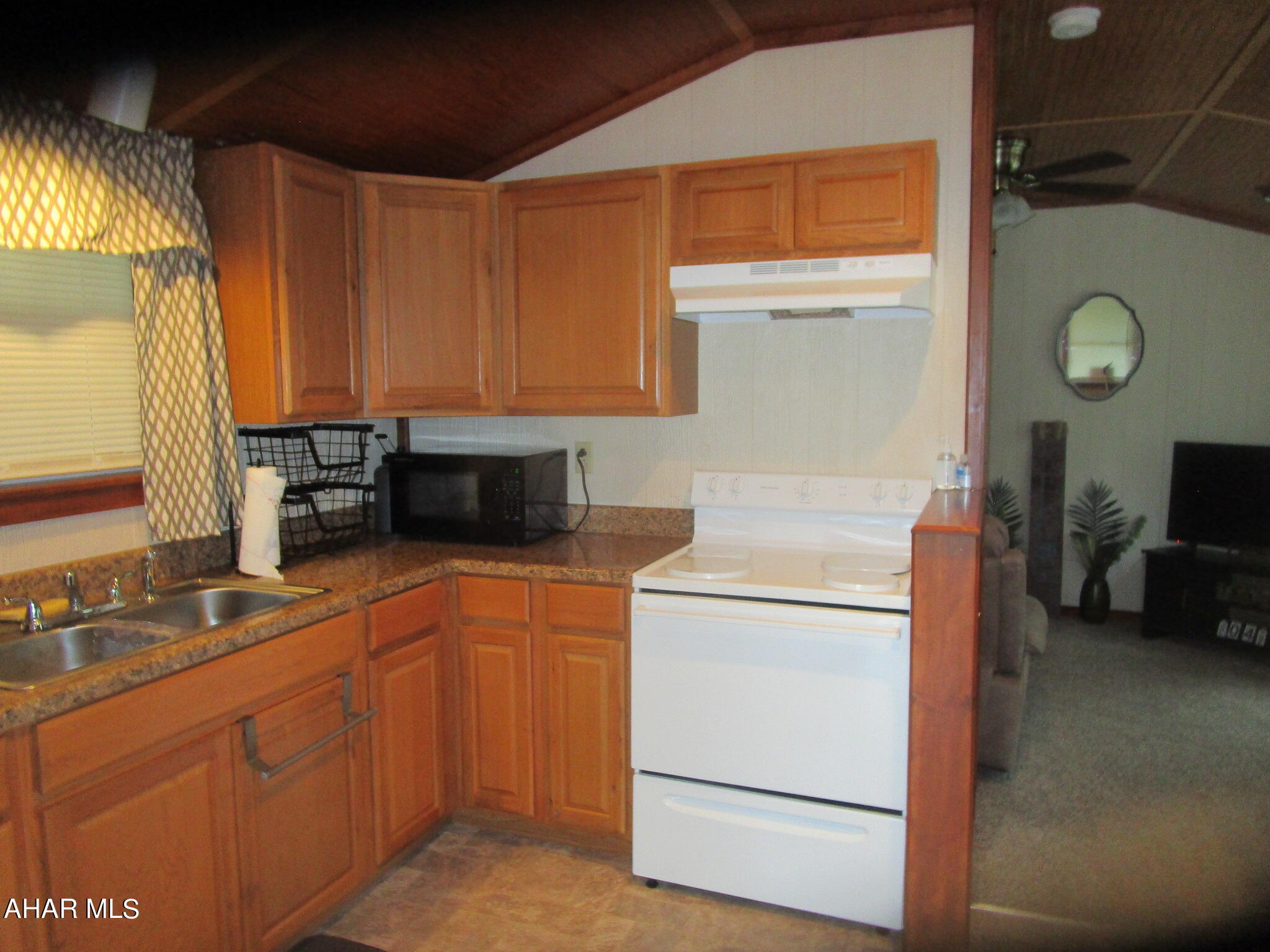 Glendale Yearound - Residential