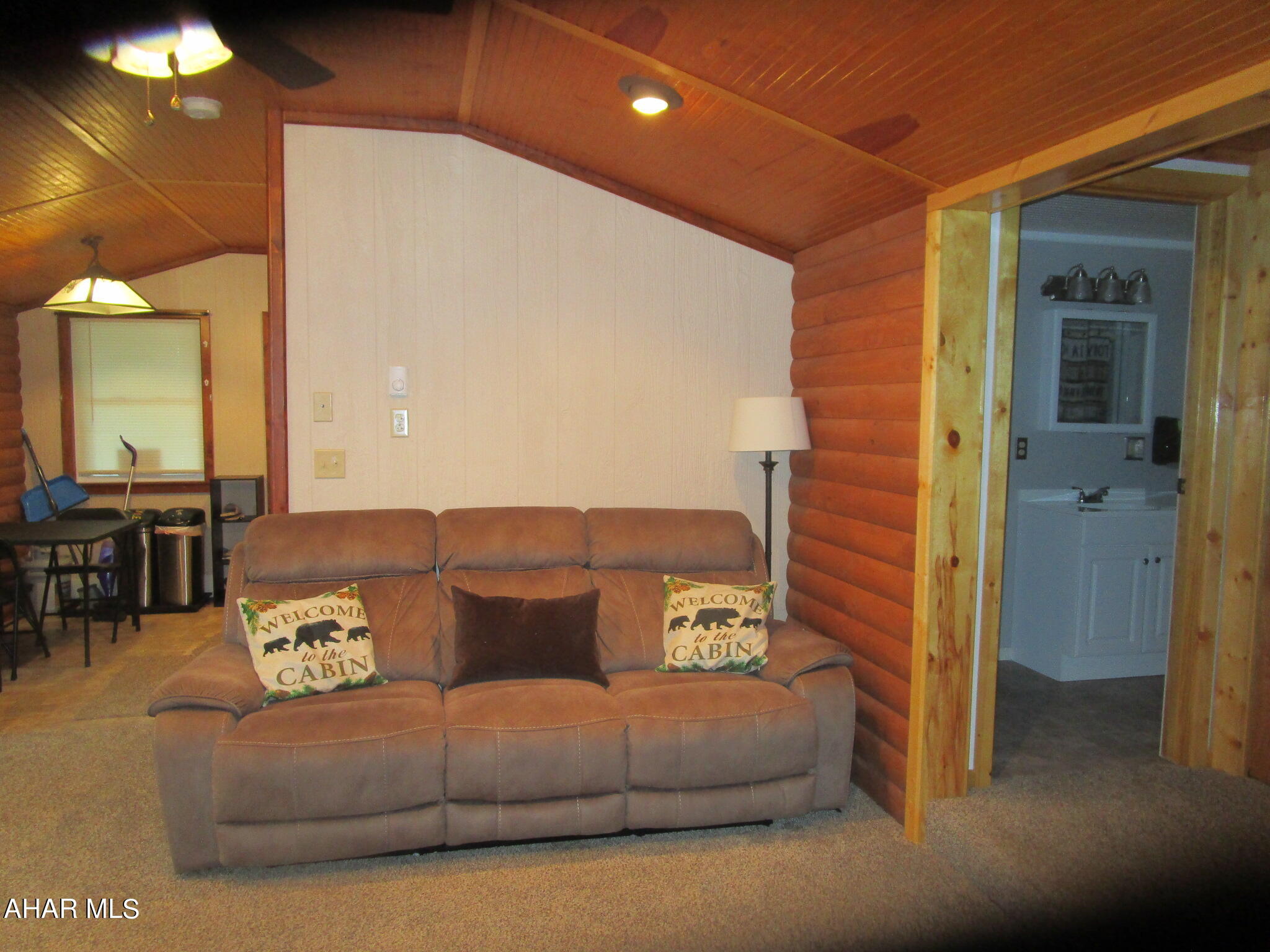 Glendale Yearound - Residential