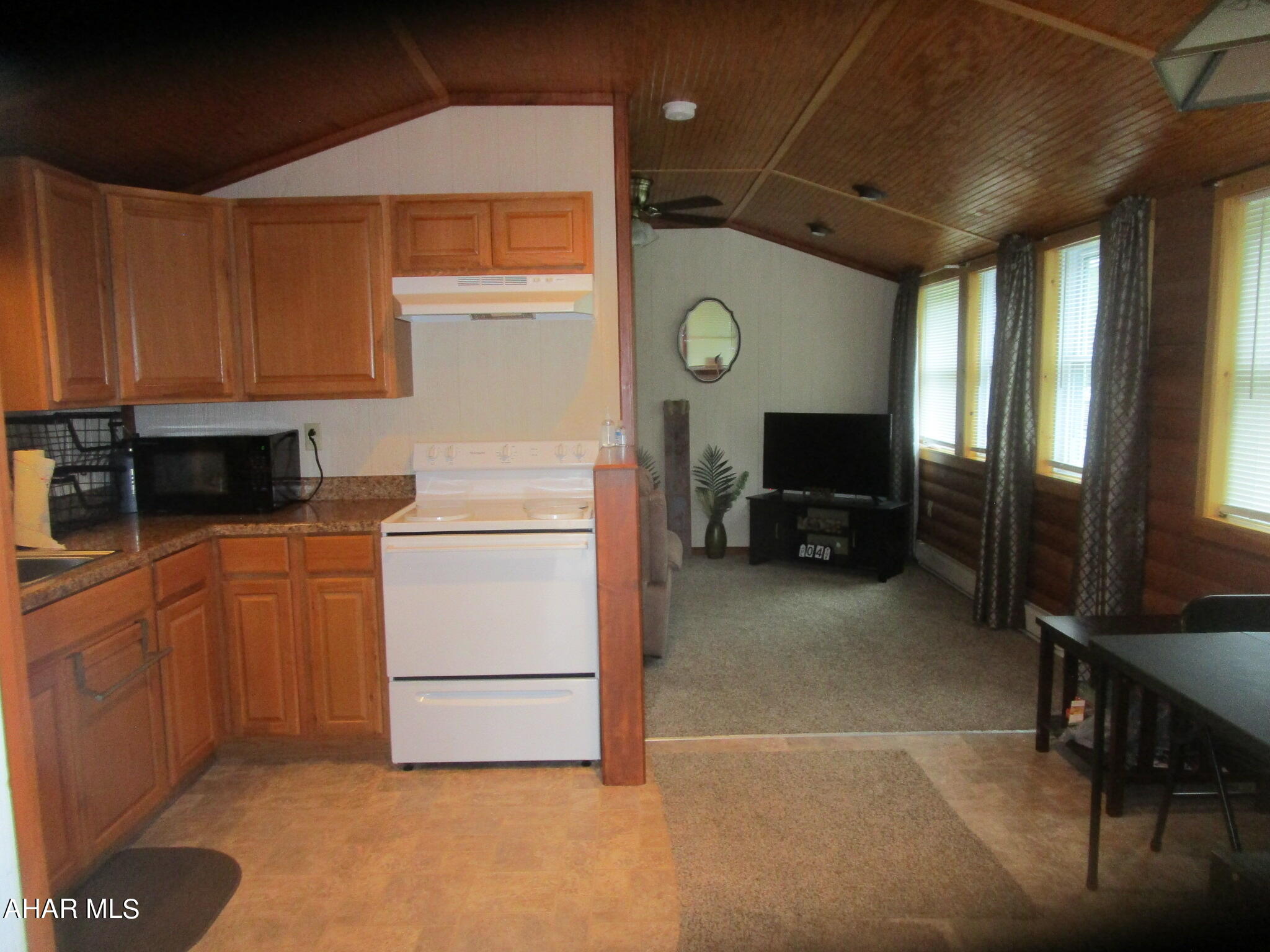 Glendale Yearound - Residential