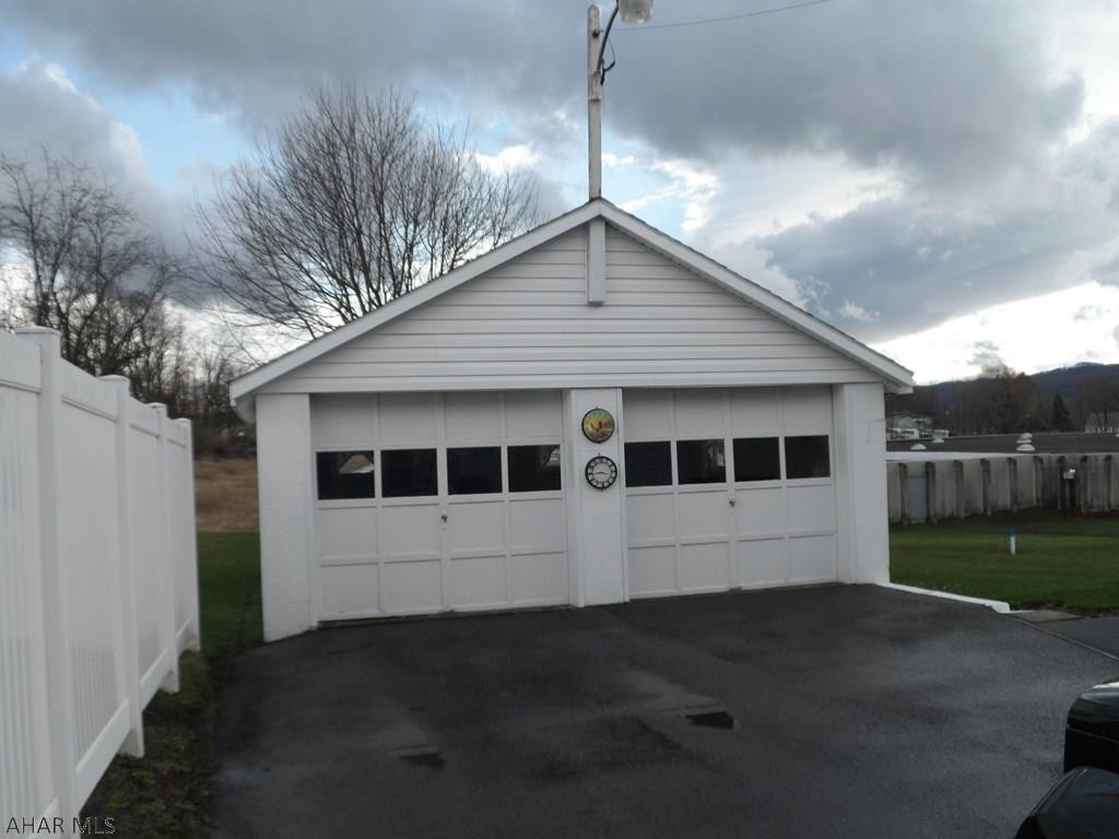 Unknown - Residential