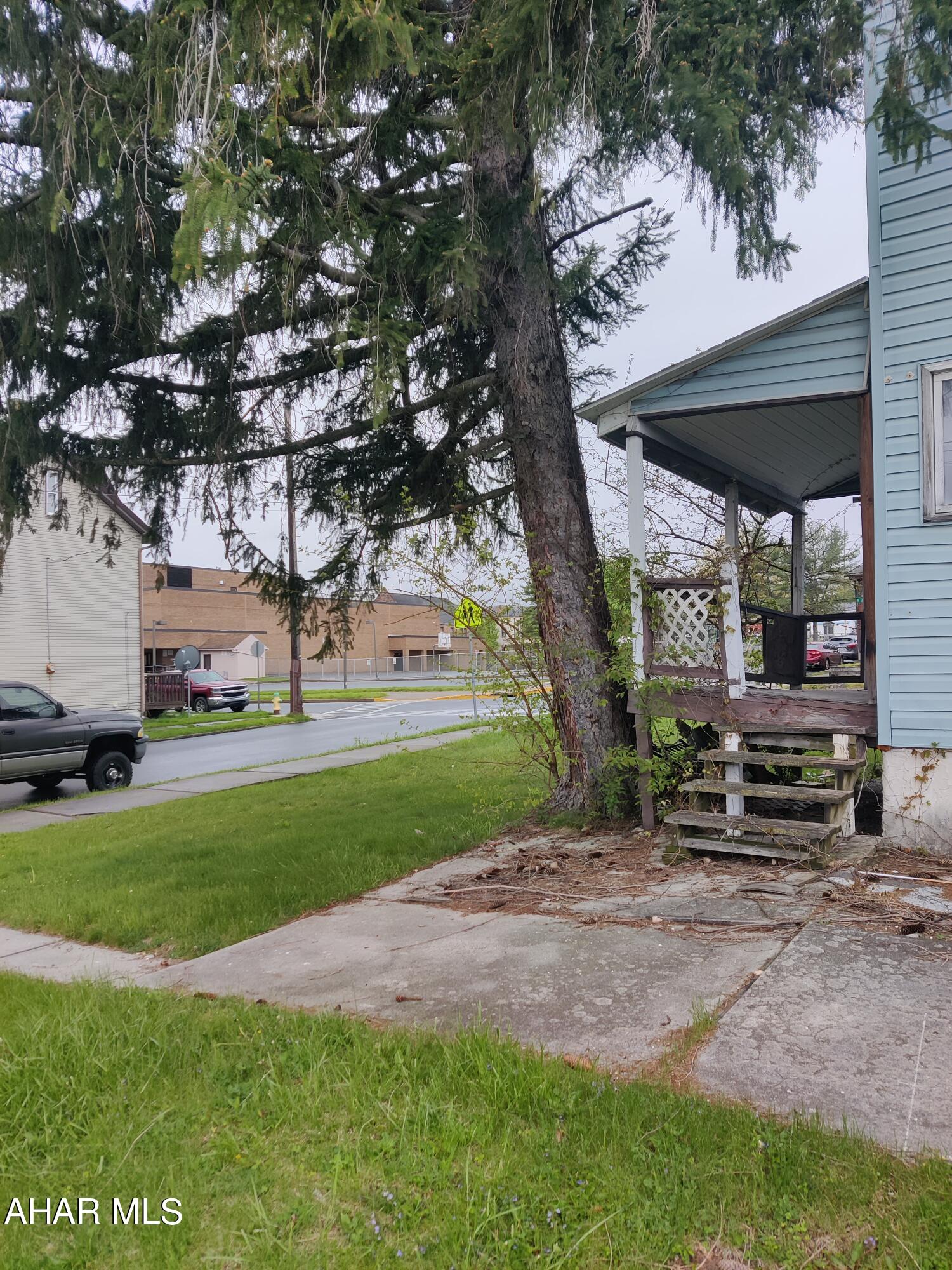 Juniata - Residential