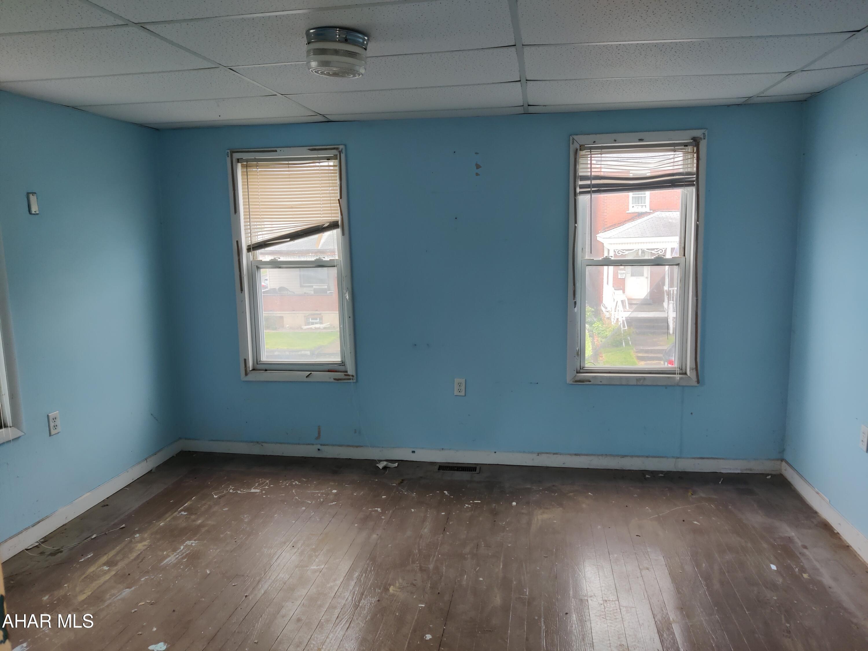 Juniata - Residential