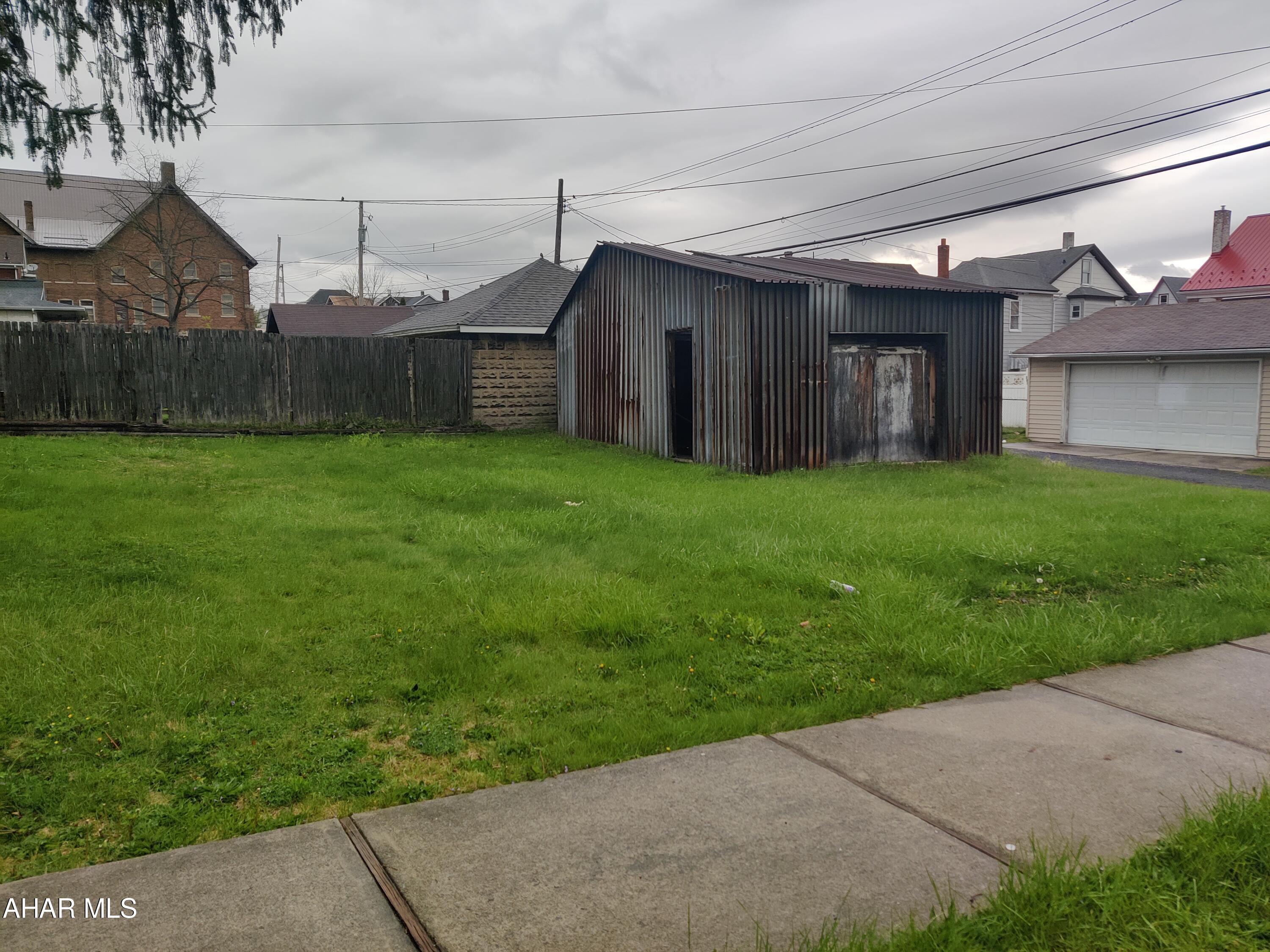 Juniata - Residential