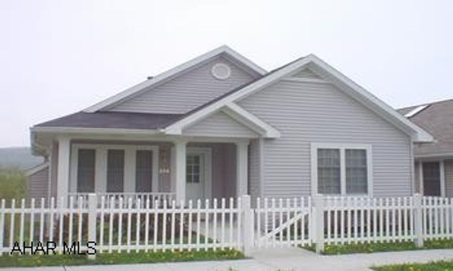 Desirable 2 BR, 2.5 BA cottage located on easy entry side level of Holliday Hills Development. Fantastic views from the screened porch. Gas fireplace in the living room & 1 car heated garage. A must see! Just like new! Call Marianne 937-0433 for a showing Desirable 2 BR, 2.5 BA cottage located on easy entry side level of Holliday Hills Development. Fantastic views from the screened porch. Gas fireplace in the living room, levelor window treatments, & Pella storm door on front entrance. 1 car heated garage. A must see! Just like new! Call Marianne 937-0433 for a showing.