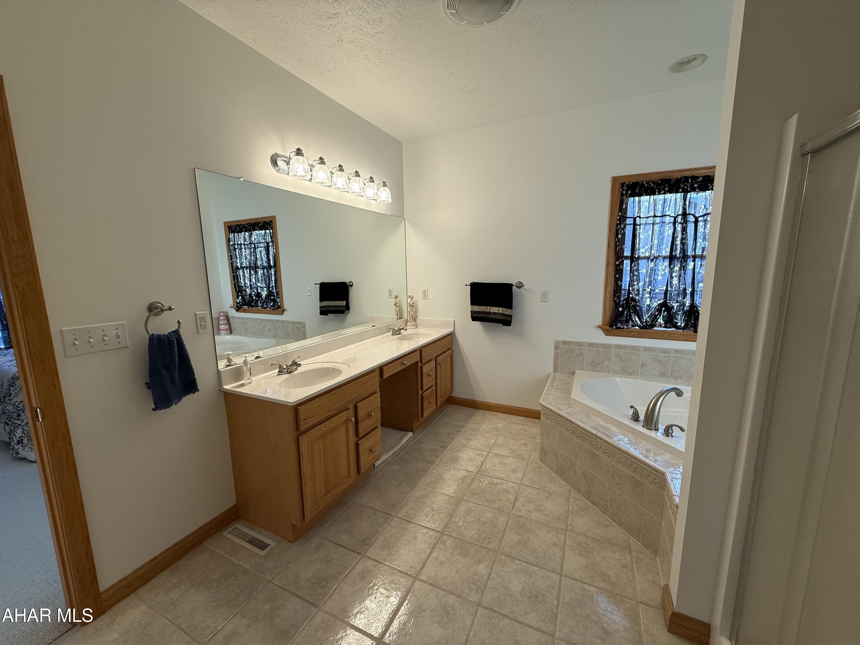 Castle Farm - Residential