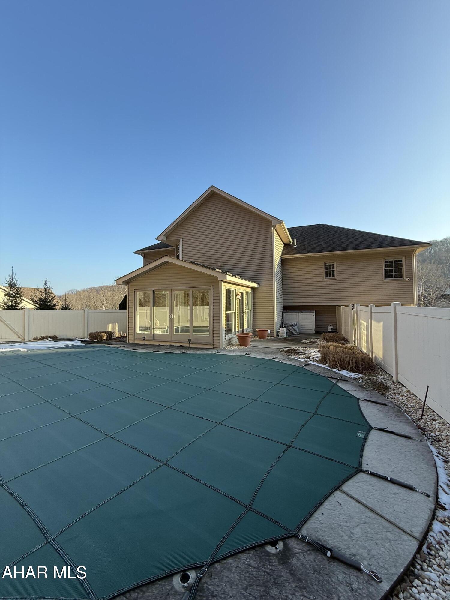 Castle Farm - Residential