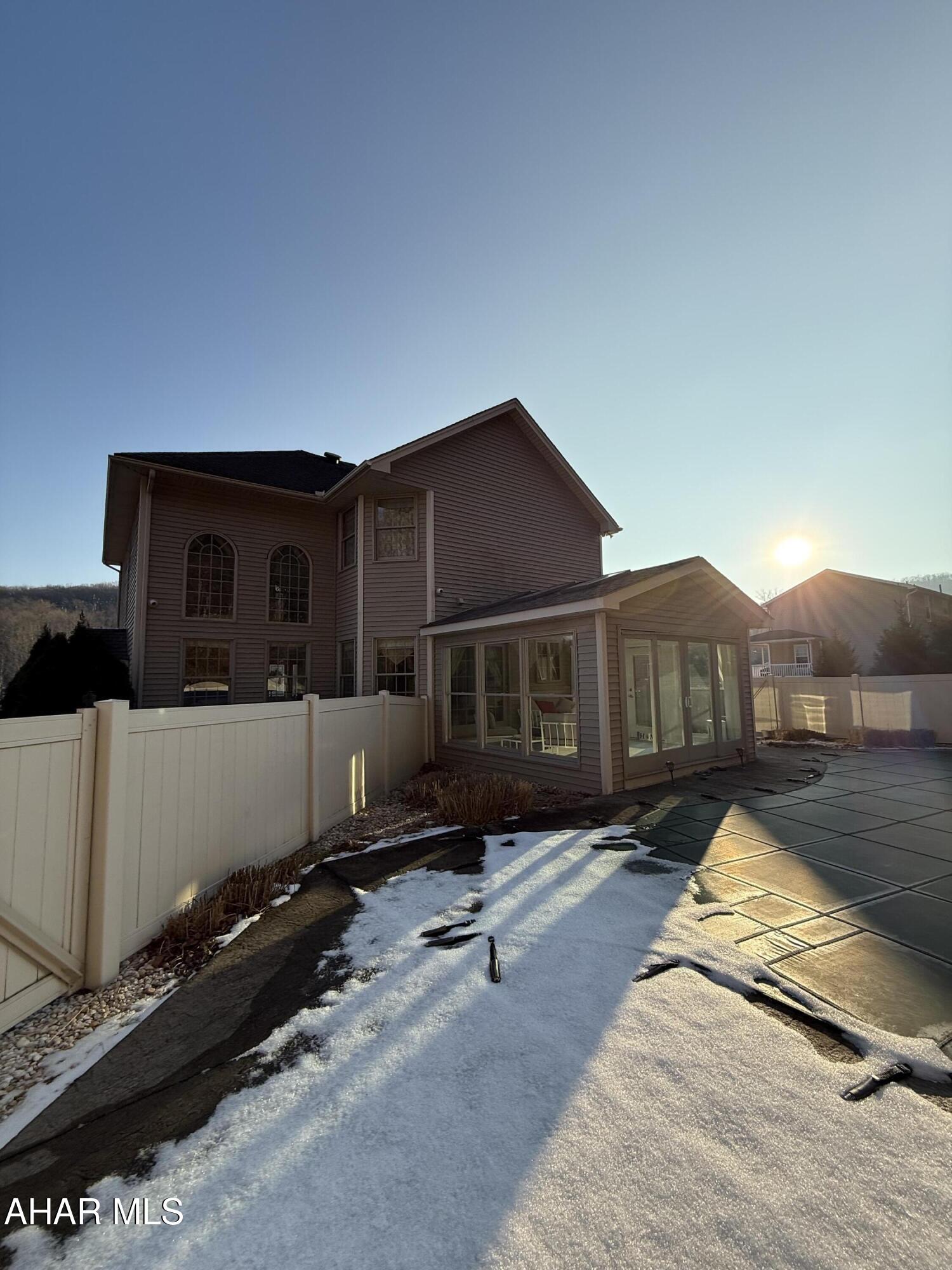 Castle Farm - Residential