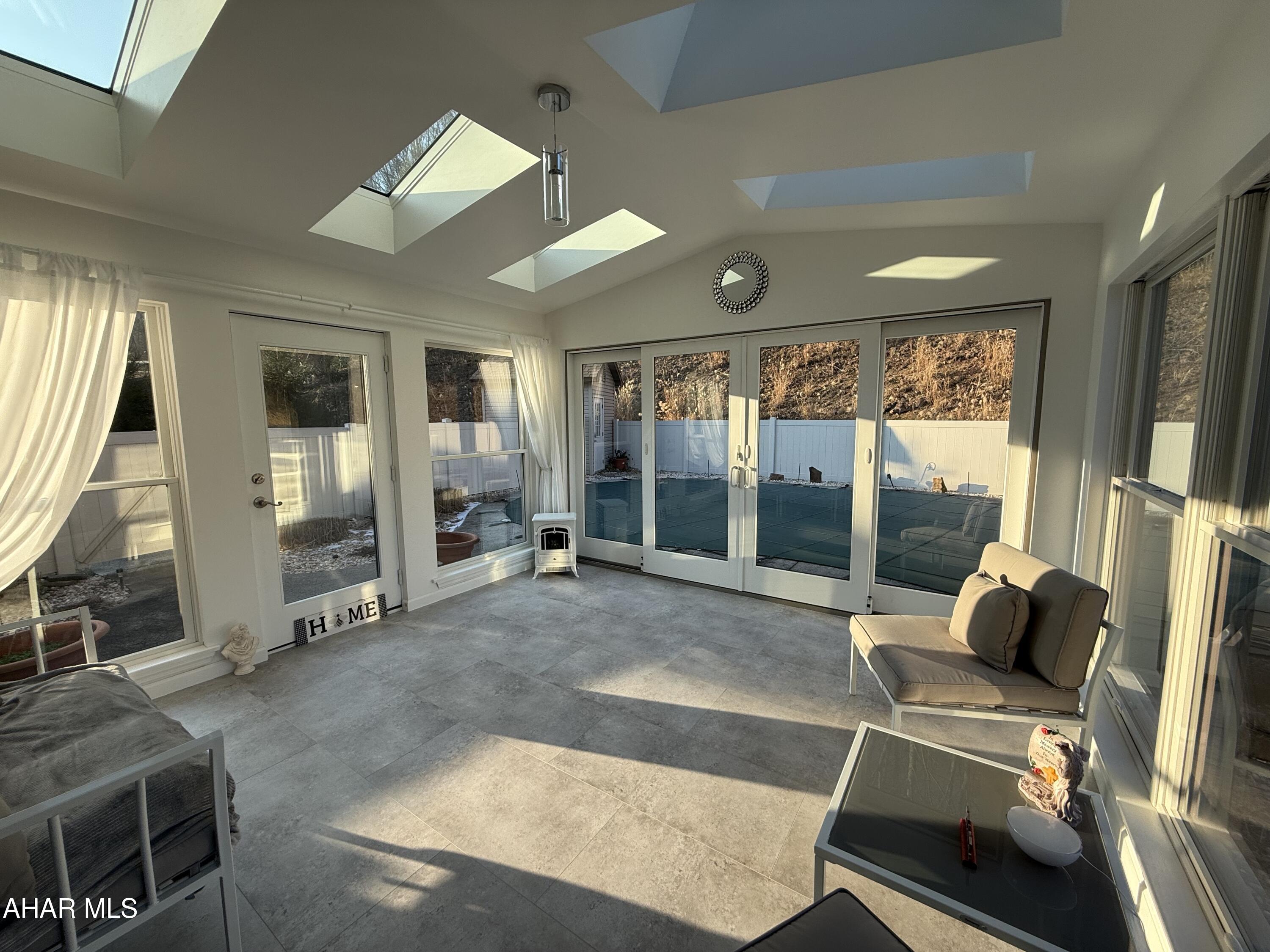 Castle Farm - Residential