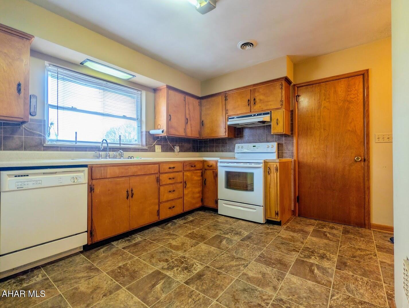 Meadowbrook - Residential