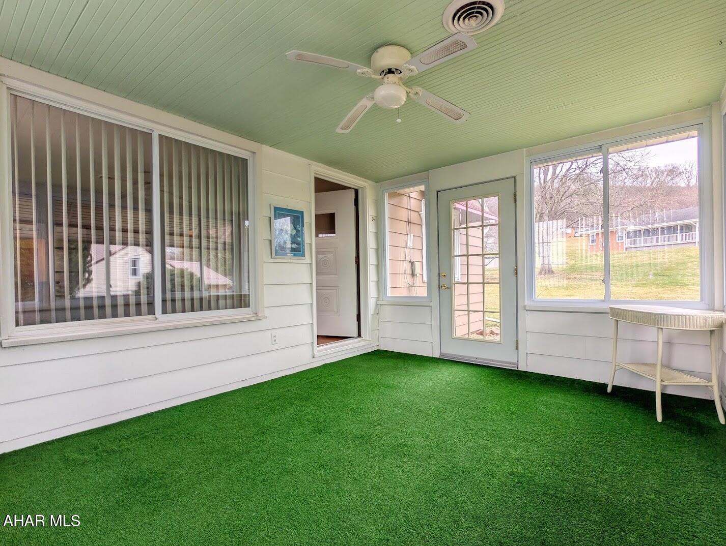 Meadowbrook - Residential