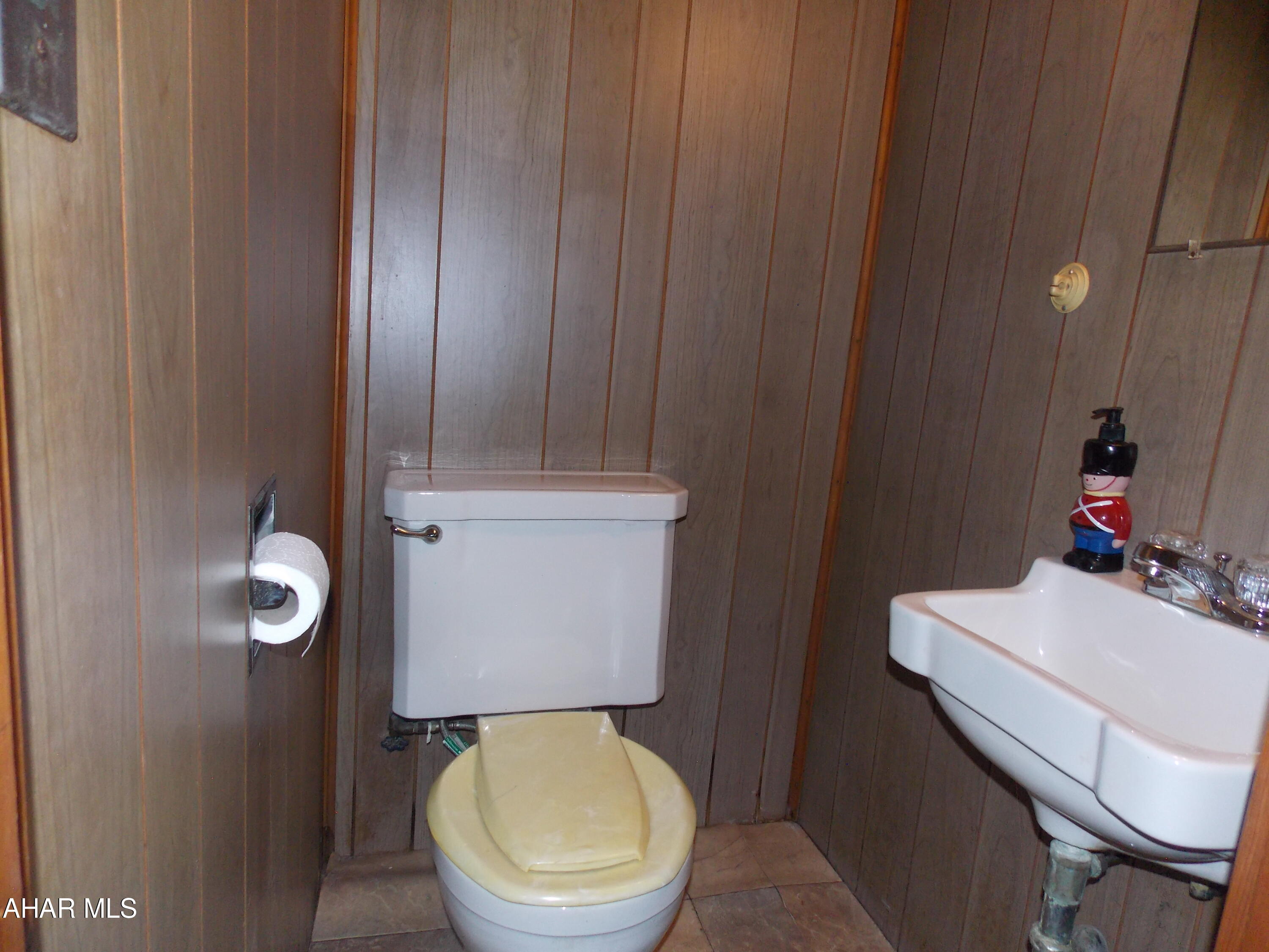 Baker Mansion - Residential