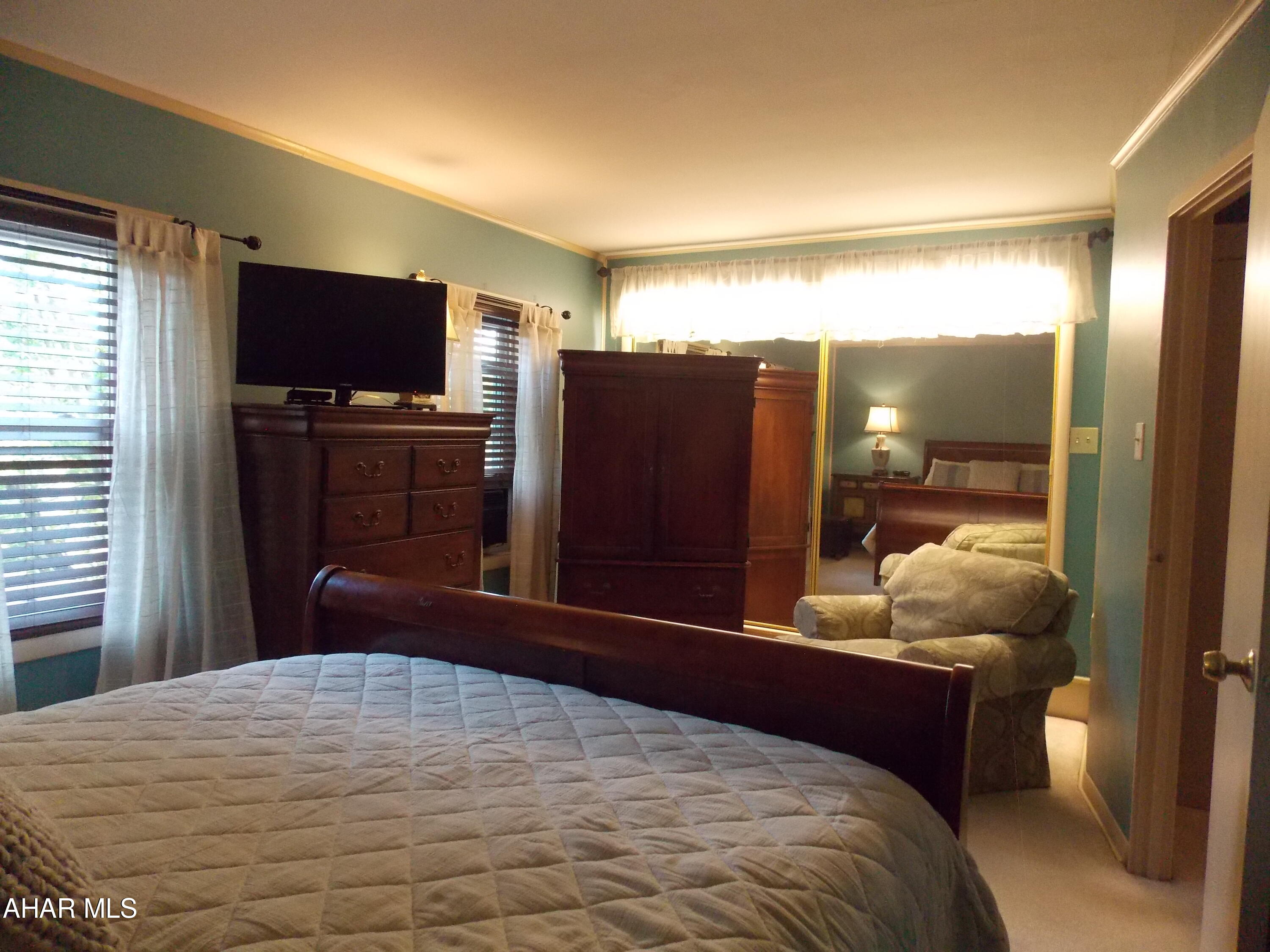 Baker Mansion - Residential