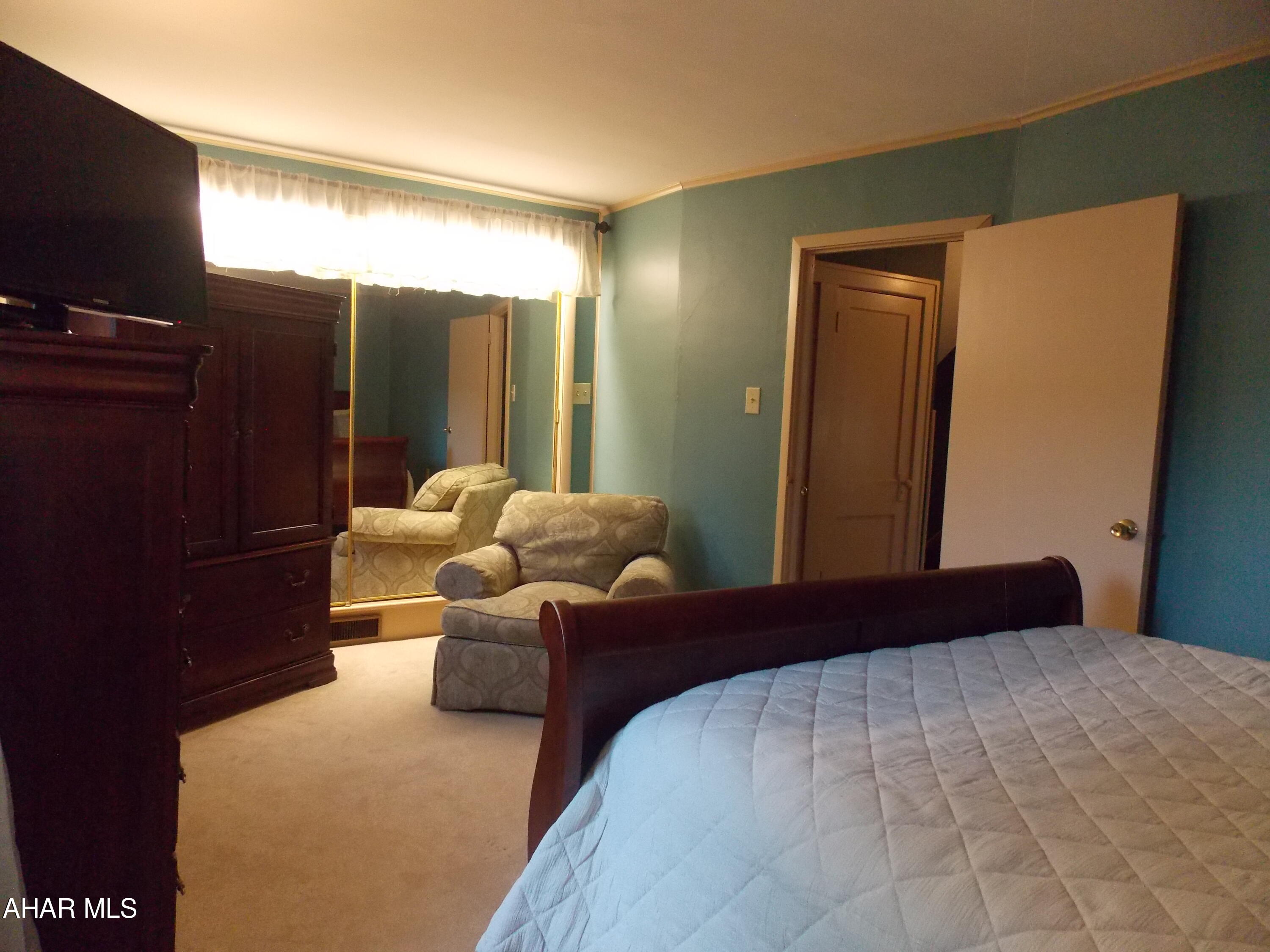 Baker Mansion - Residential