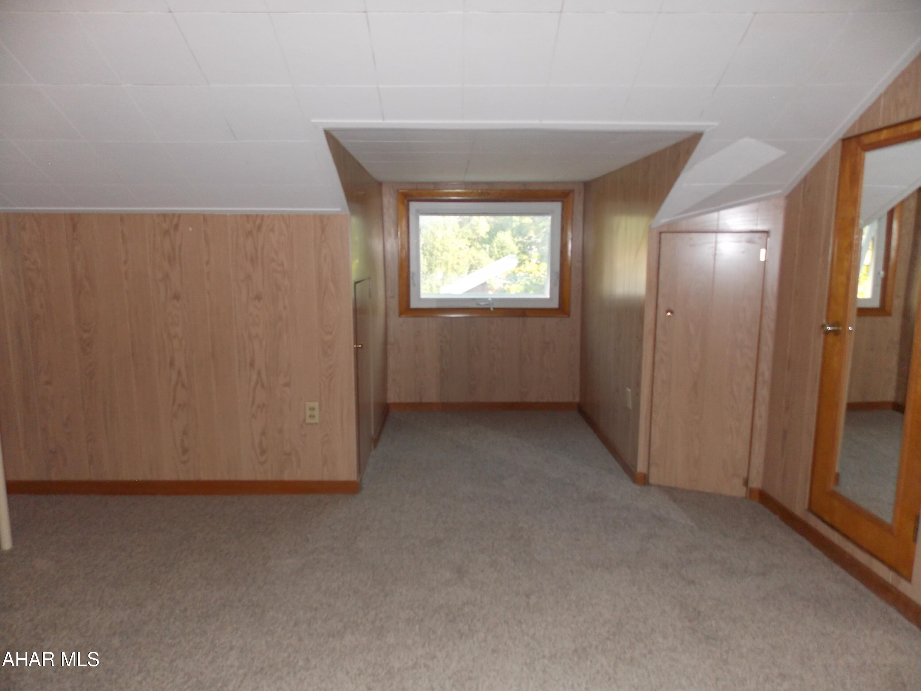 Baker Mansion - Residential