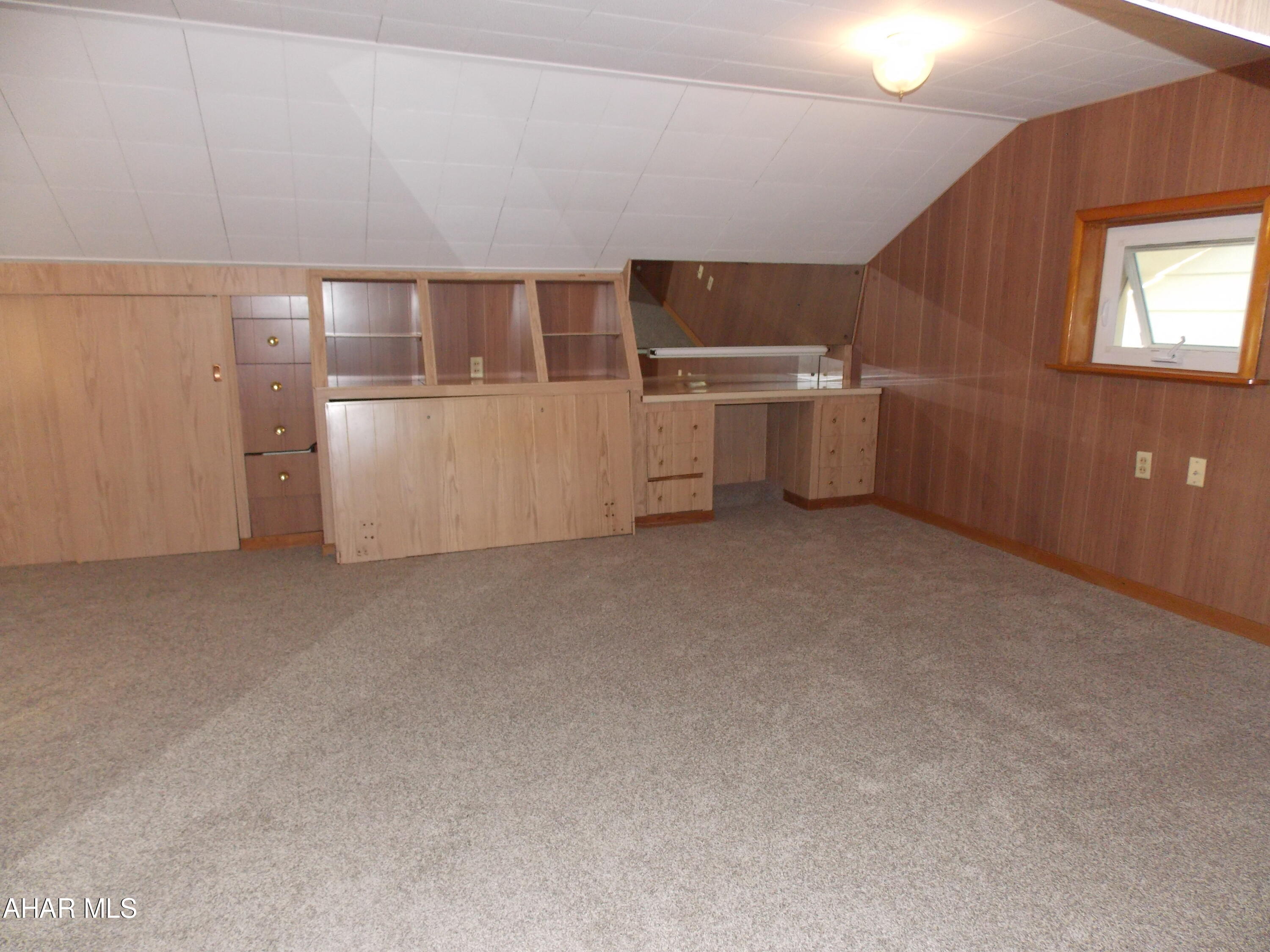 Baker Mansion - Residential