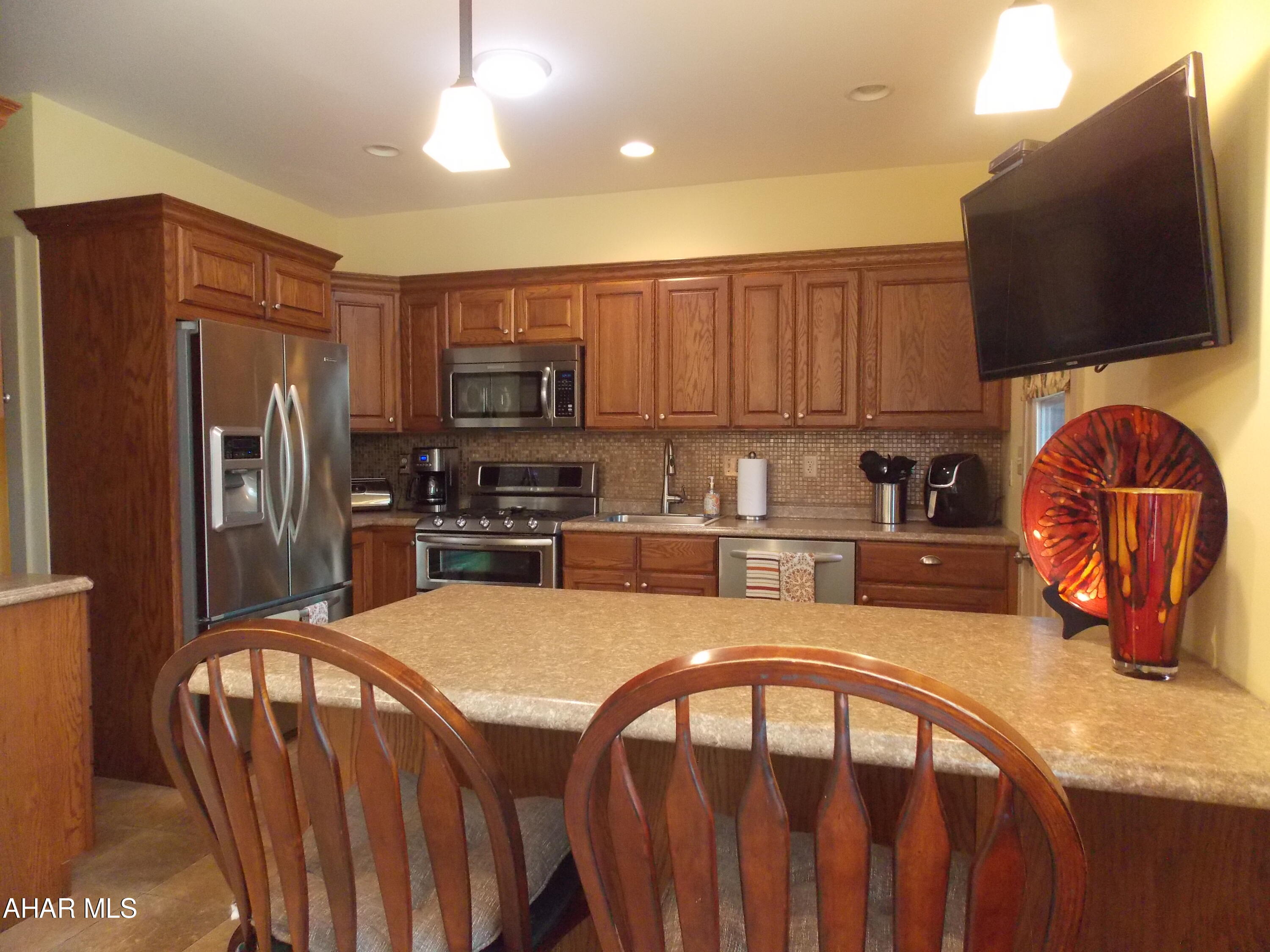 Baker Mansion - Residential