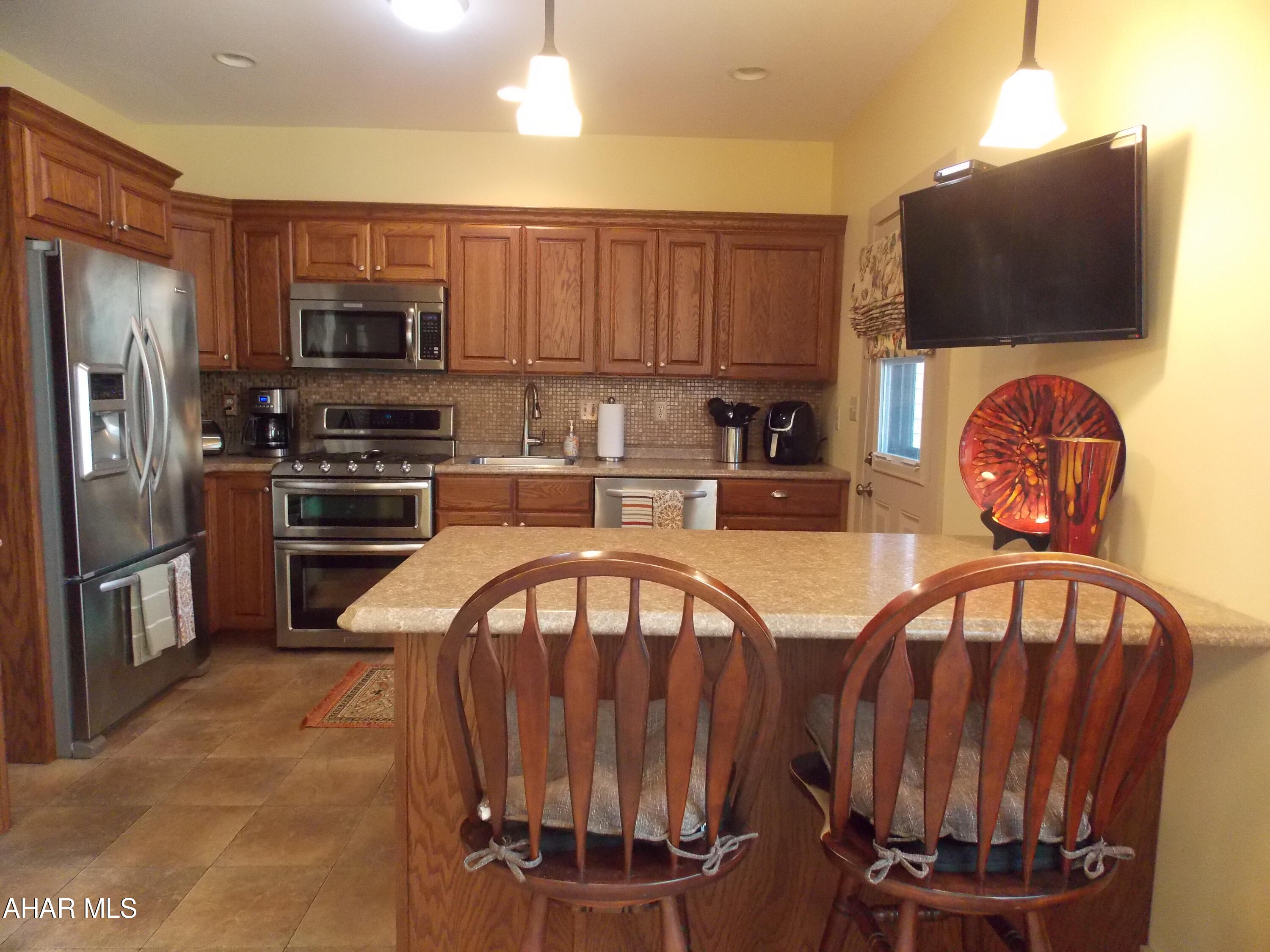 Baker Mansion - Residential