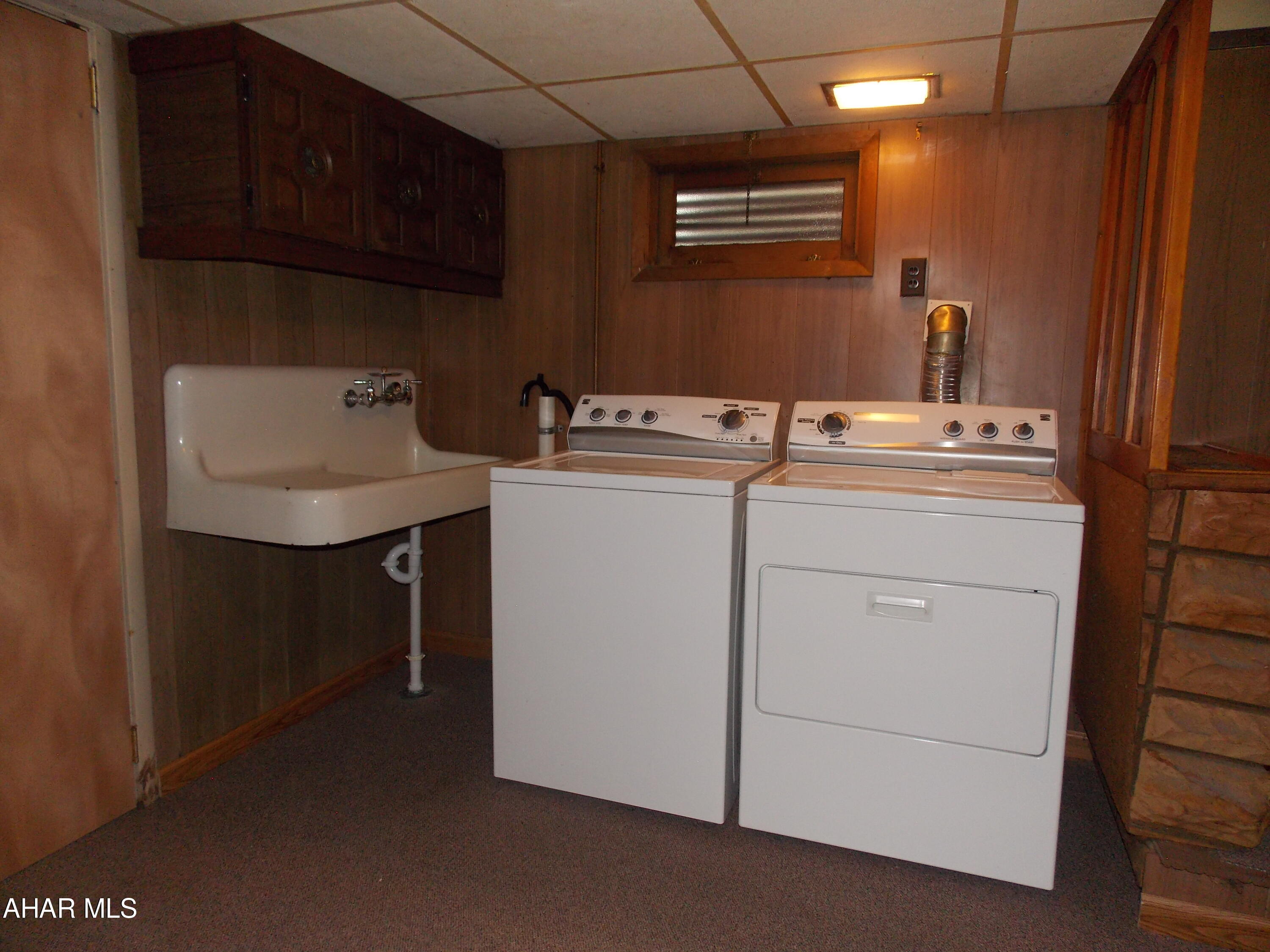 Baker Mansion - Residential