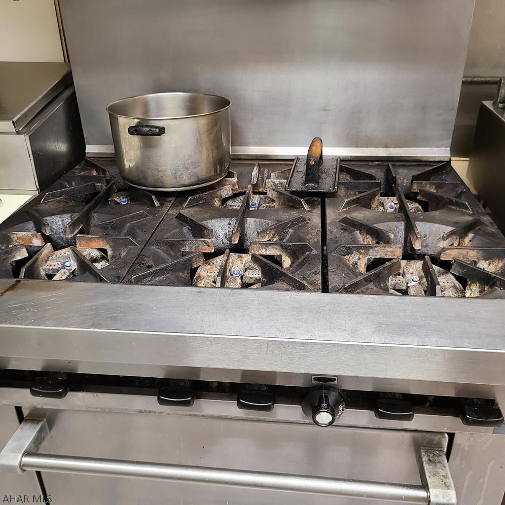 Unknown - Commercial Sale