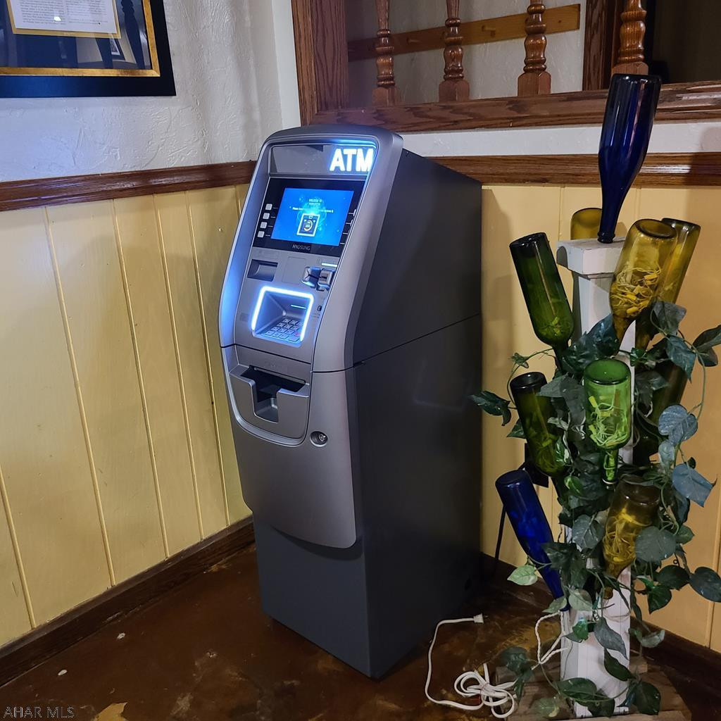 Unknown - Commercial Sale