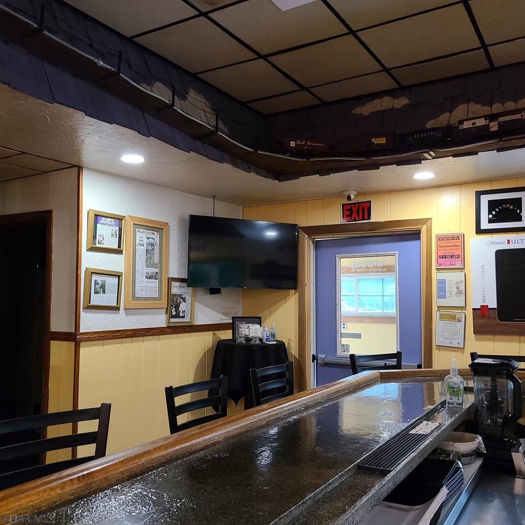 Unknown - Commercial Sale