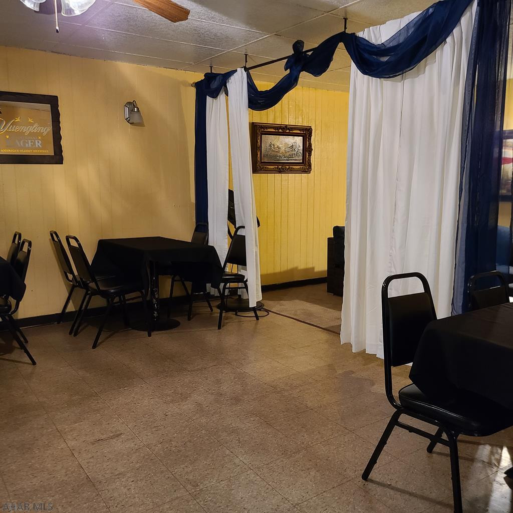 Unknown - Commercial Sale