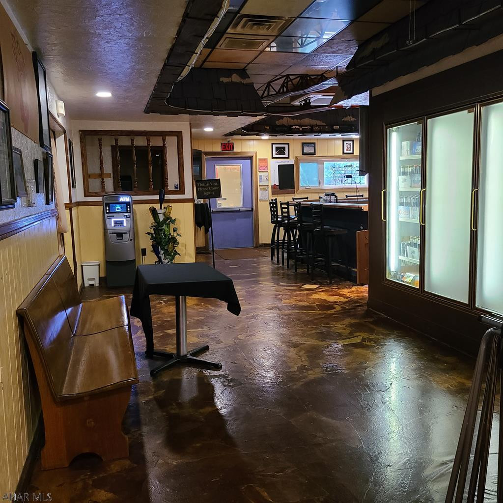 Unknown - Commercial Sale