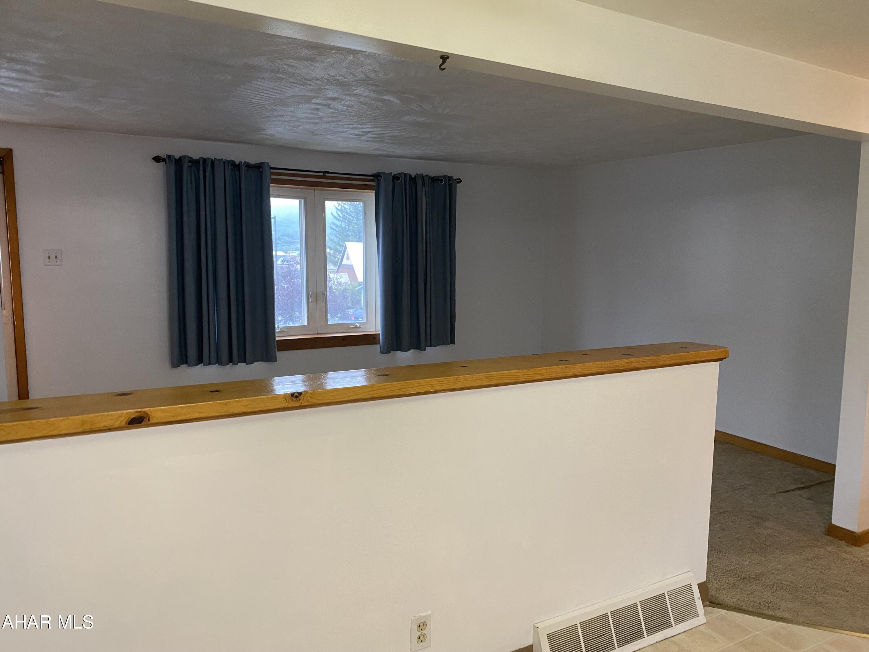 Juniata - Residential