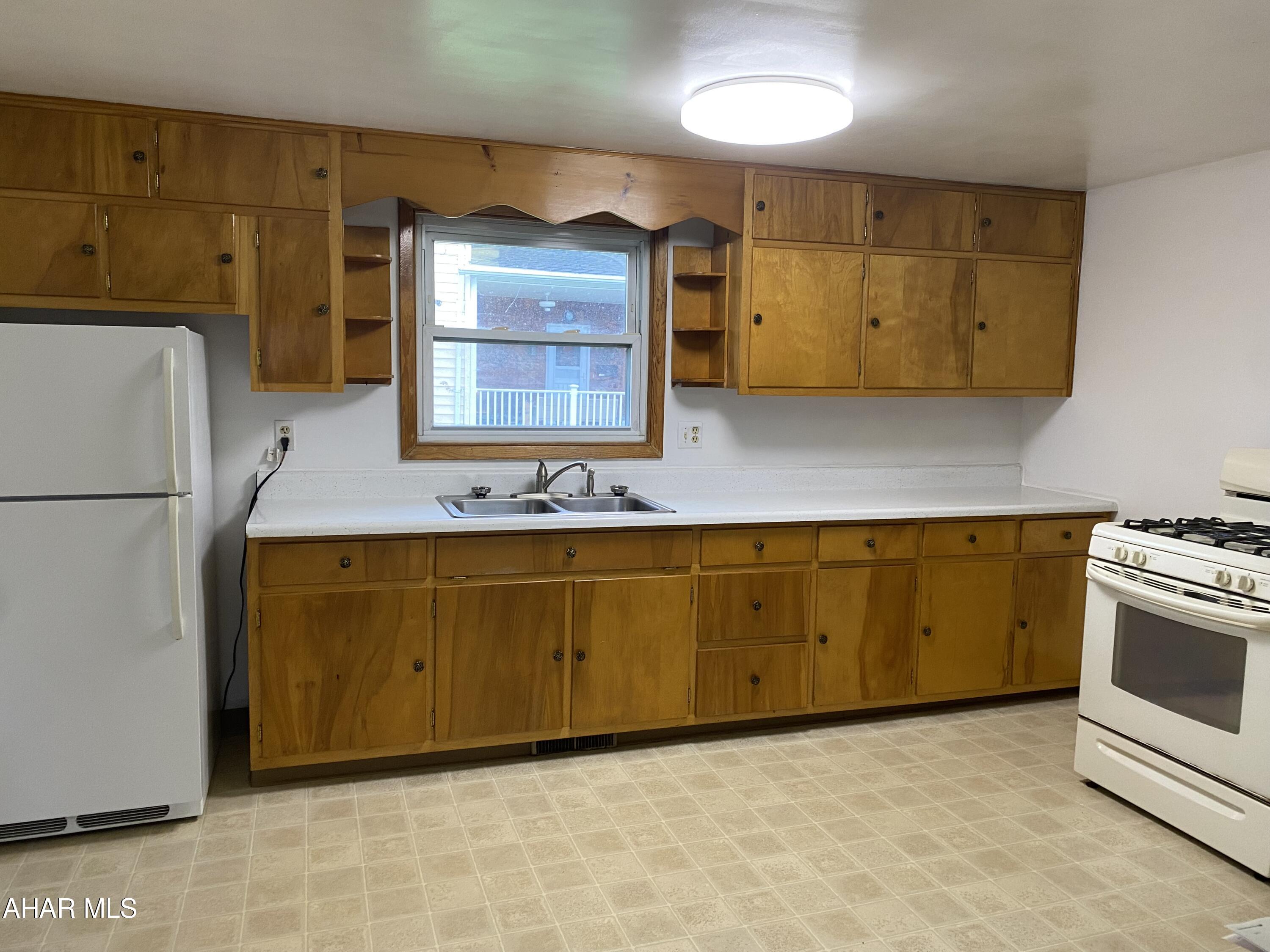 Juniata - Residential