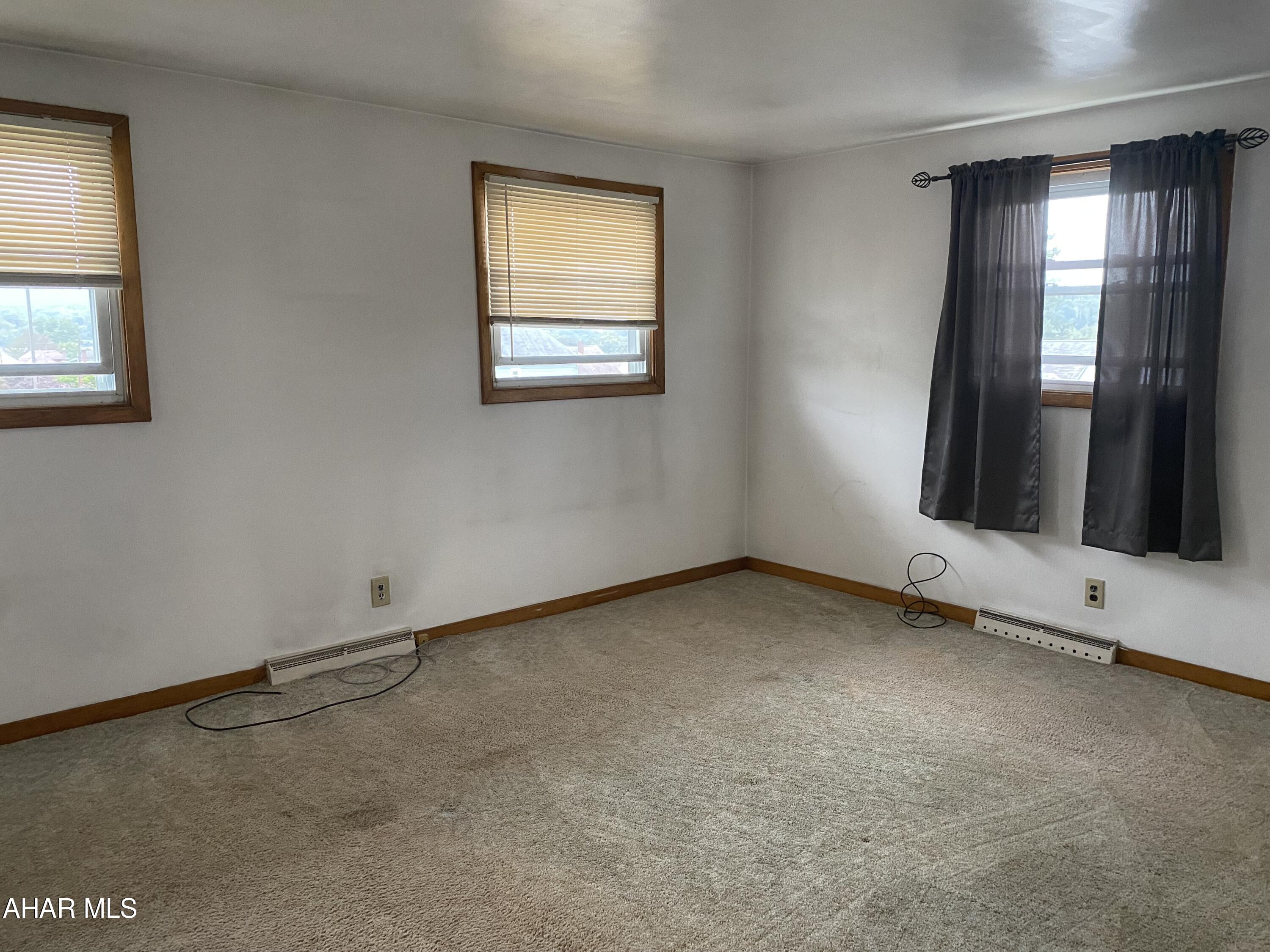 Juniata - Residential