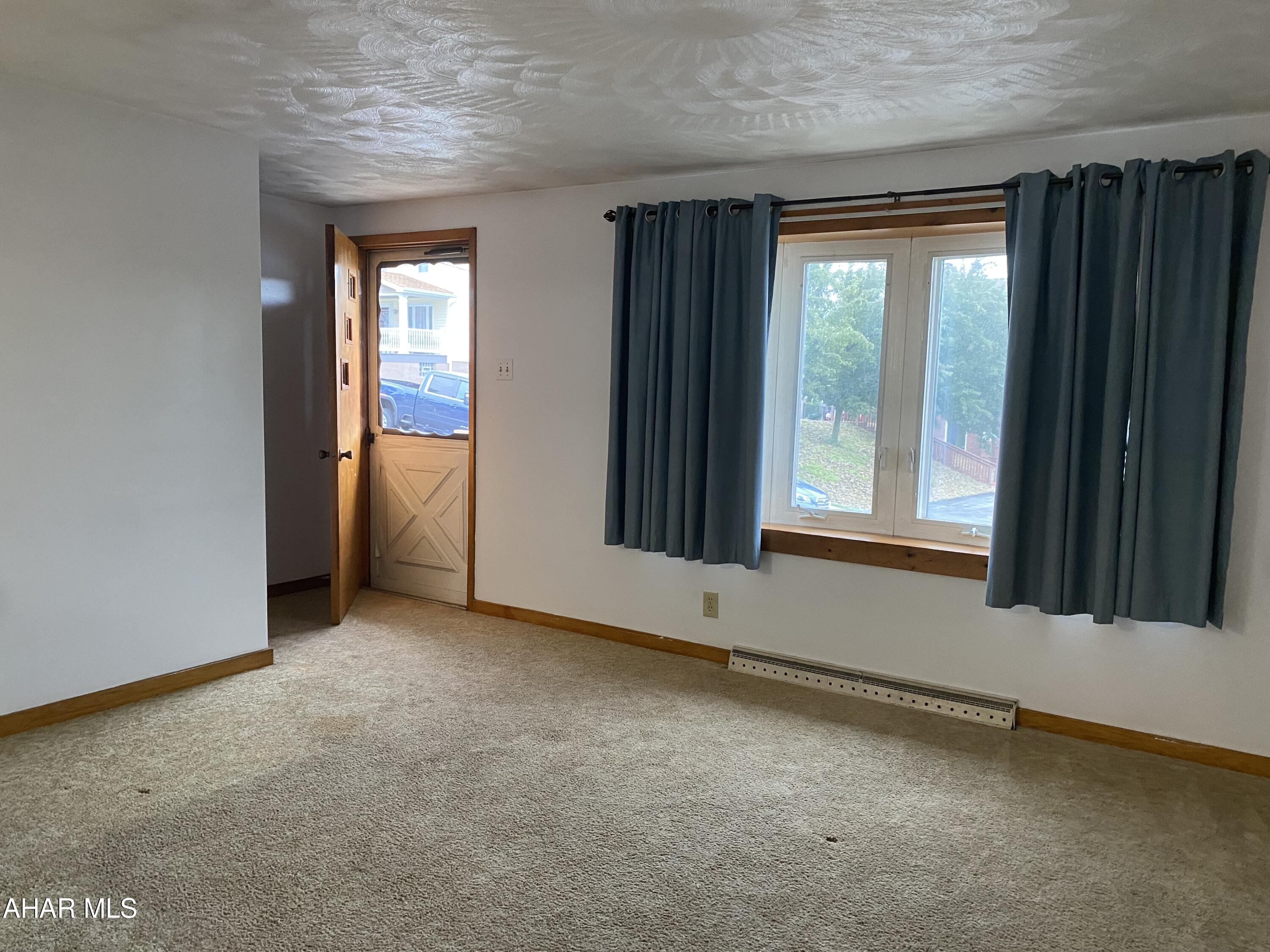 Juniata - Residential