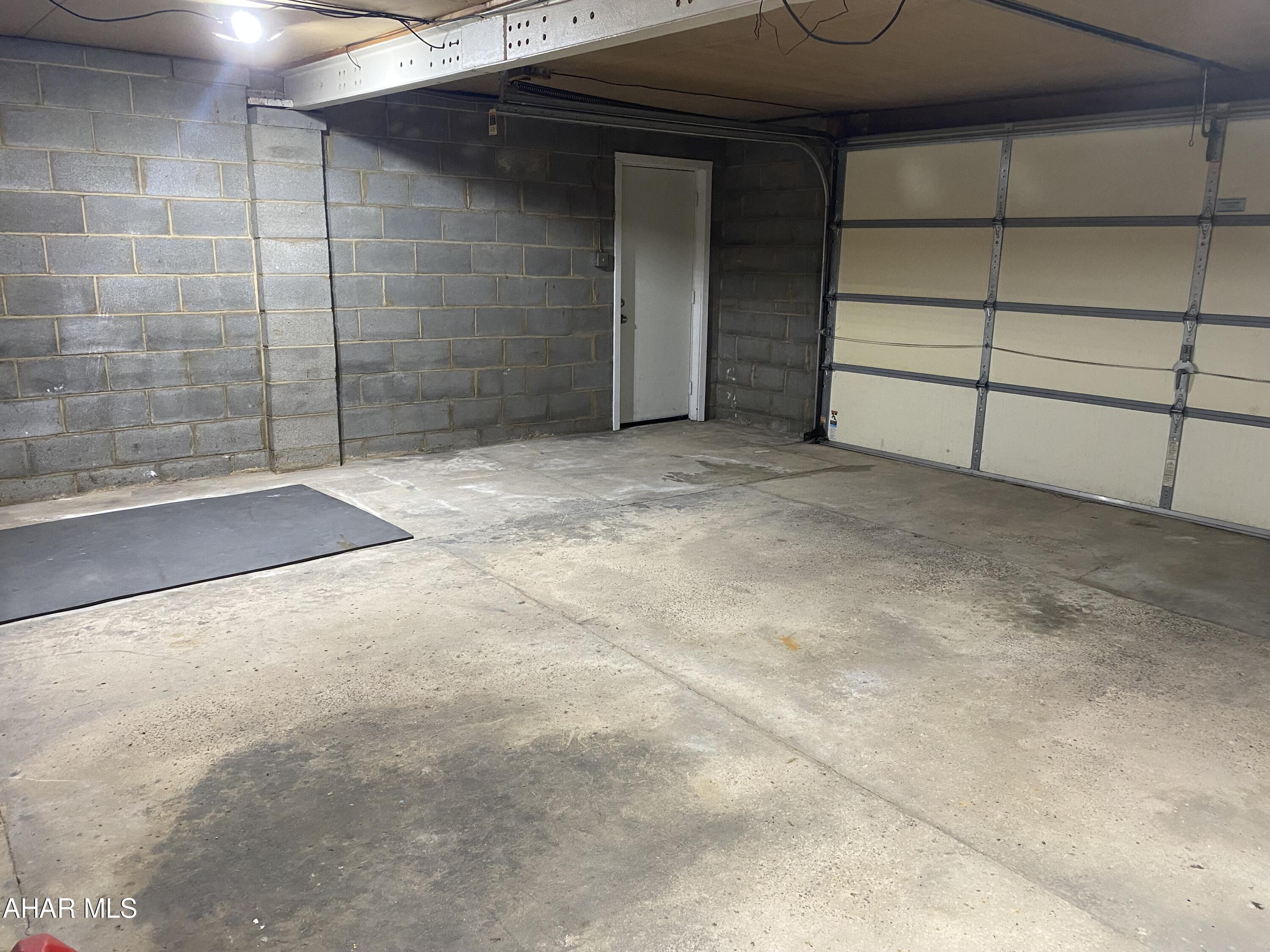 Juniata - Residential